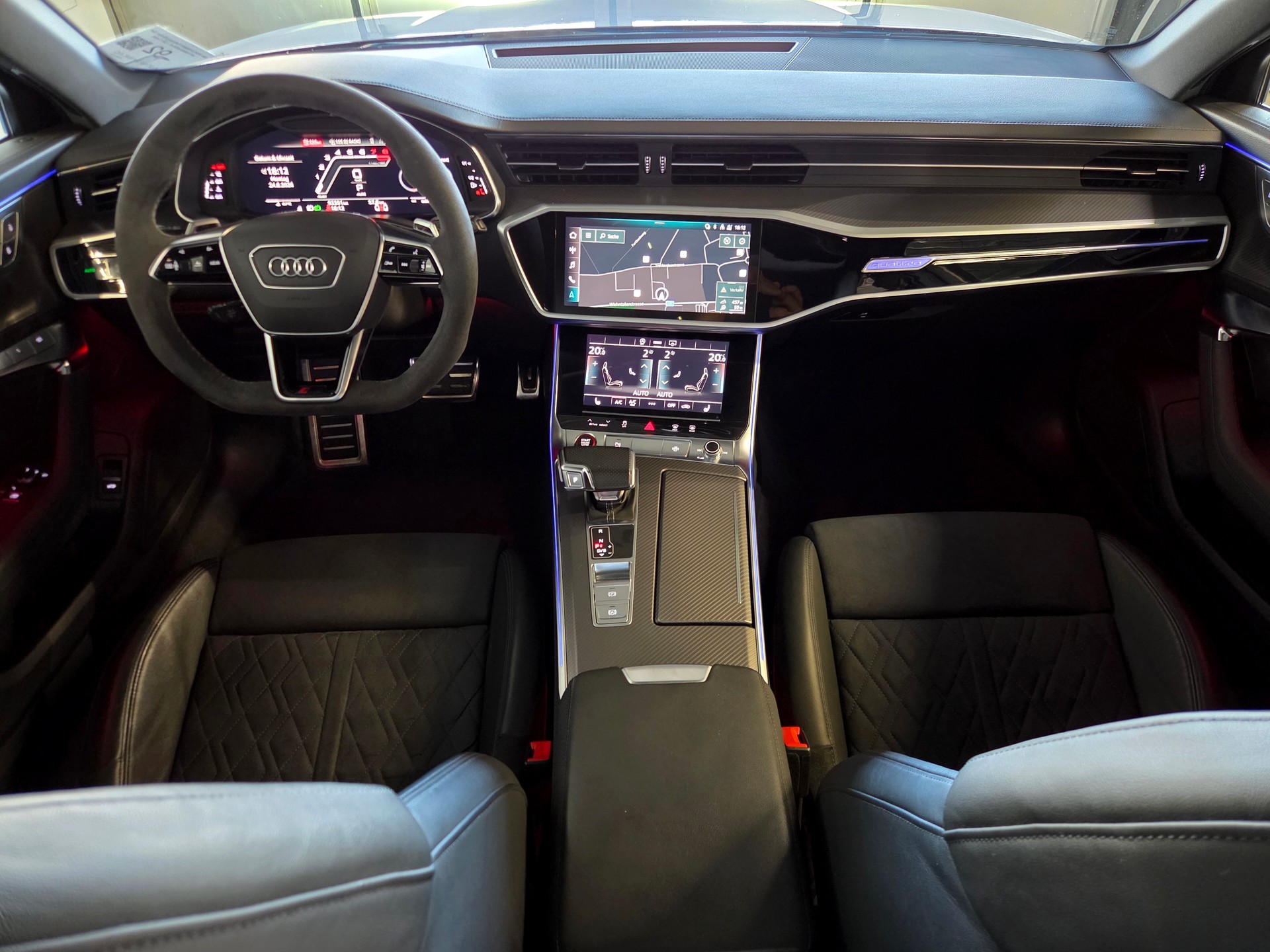 AUDI RS6 Avant 4.0 V8 TFSI quattro T-Tronic-image-5
