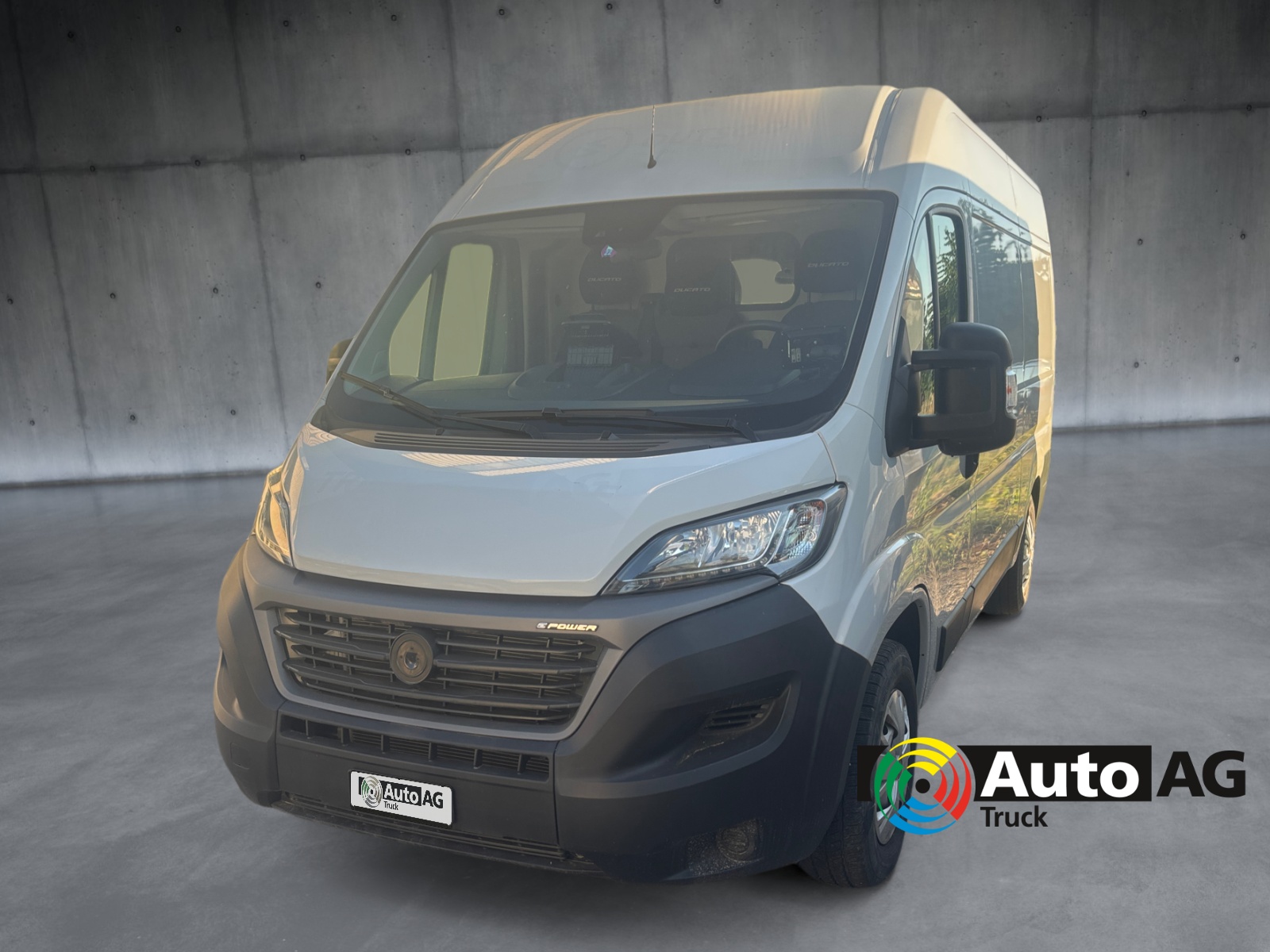 FIAT E-Ducato 35 47kWh L2H2 * Fahrzeugeinrichtung Gratis * 1000 kg Nutzlast * Top Preis *-image-0