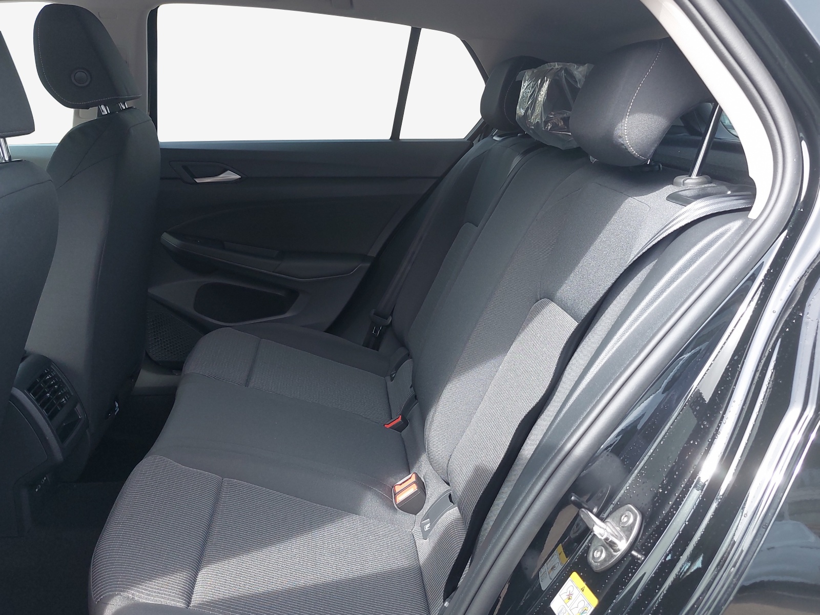 VW Golf 1.5 e TSI mHEV Value DSG-image-11