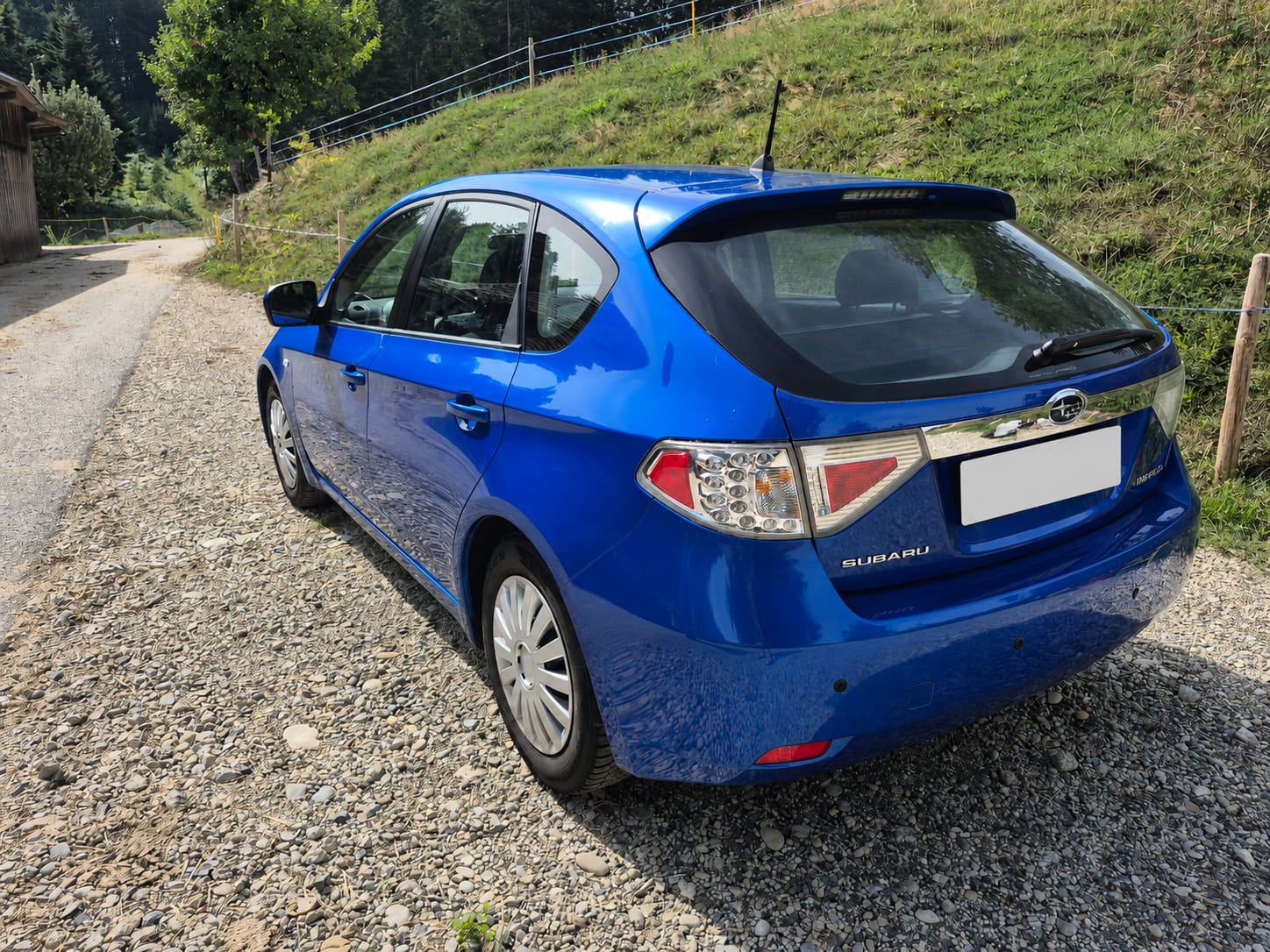 SUBARU 2.0R AWD-image-1