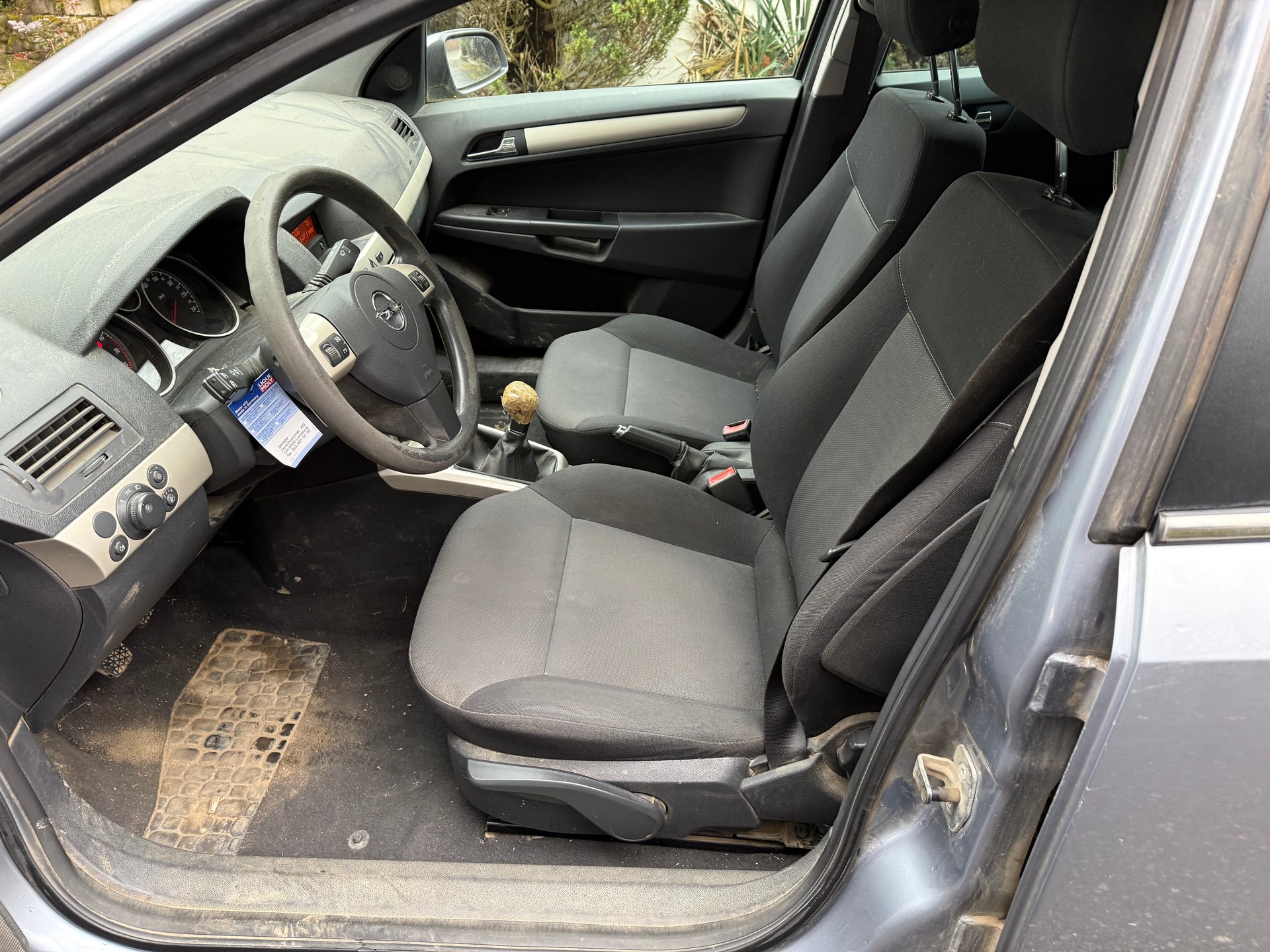OPEL Astra Caravan 1.6i 16V Enjoy-image-7