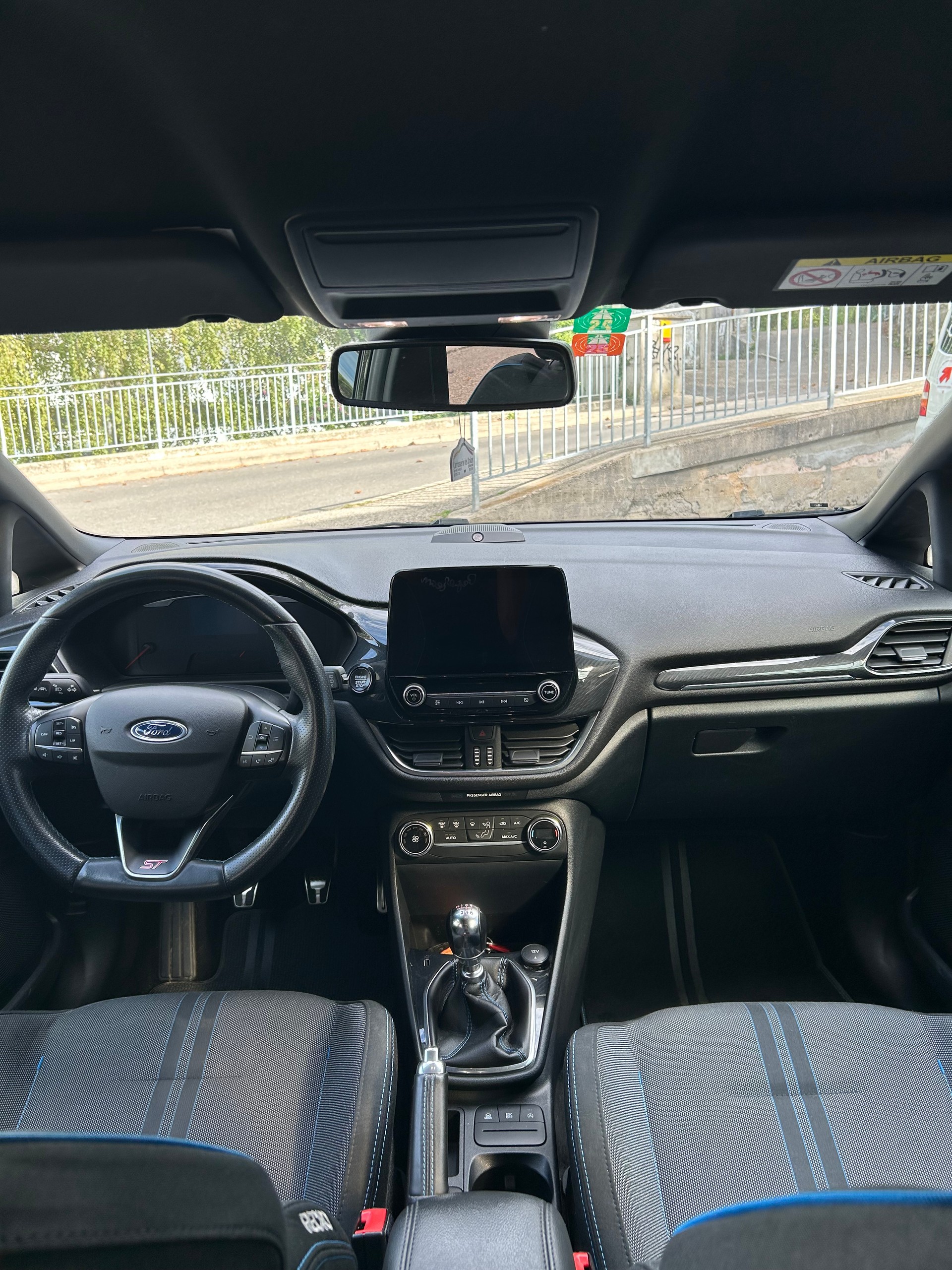FORD 1.5 EcoB ST Pack Styling-image-4
