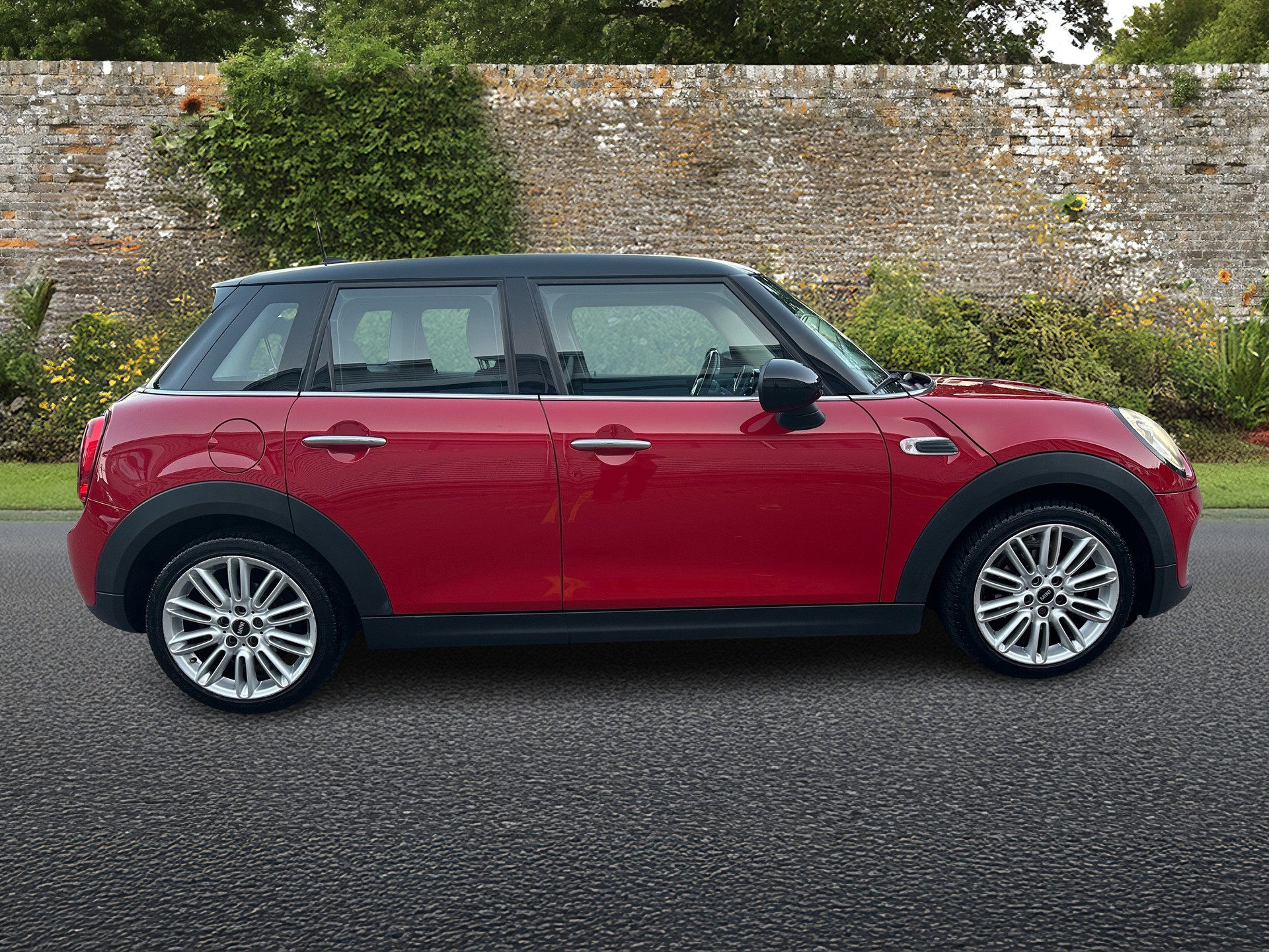 MINI Cooper Hyde Park Steptronic-image-5