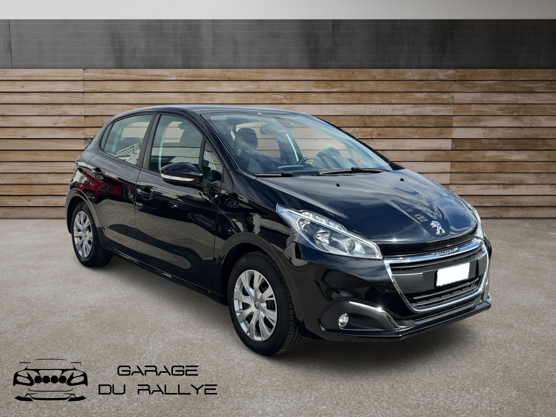 PEUGEOT 208 1.2 PureTech Allure-image-0