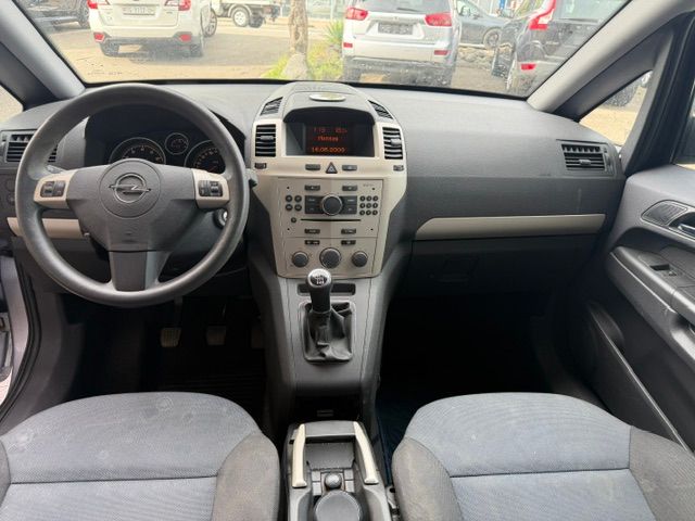 OPEL Zafira 2.0i 16V T Enjoy-image-11