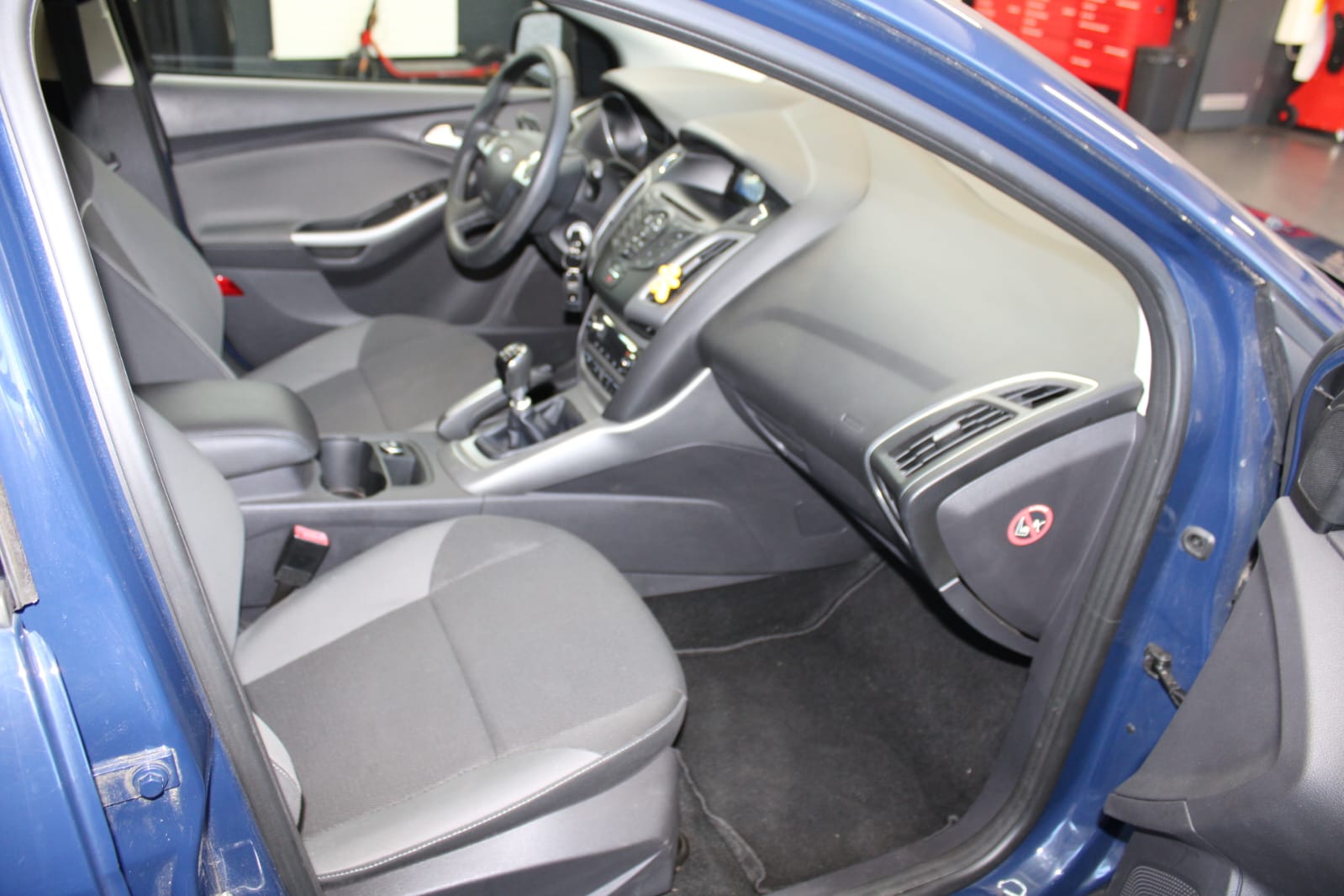 FORD Focus 1.0 SCTi Trend-image-10