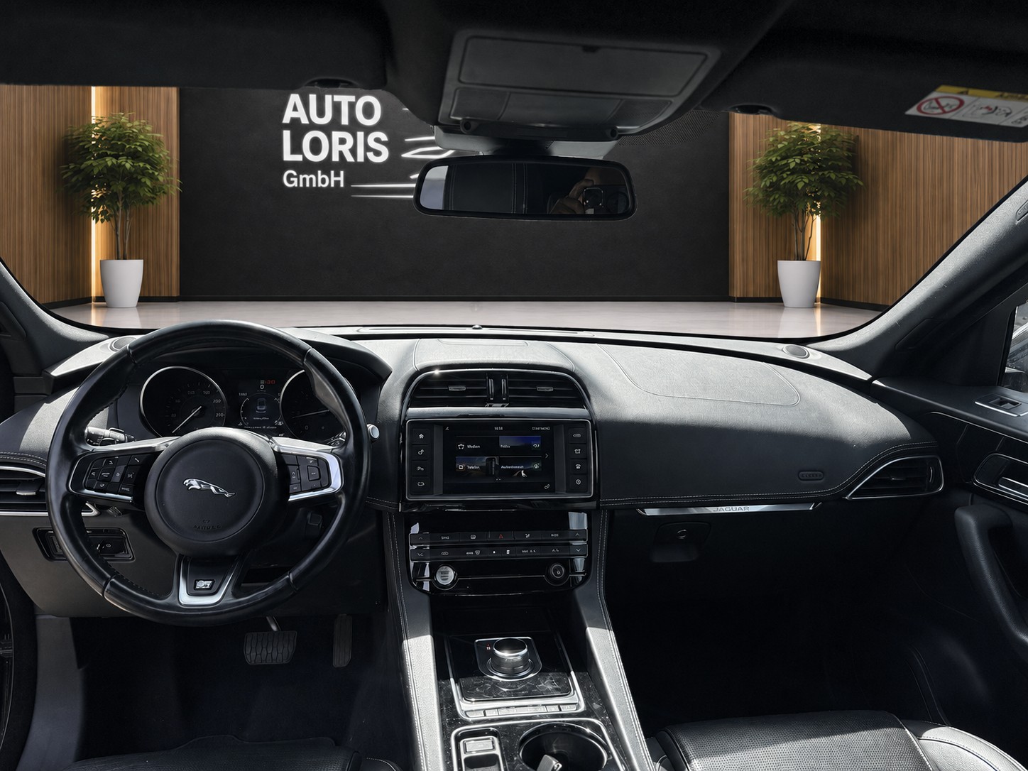 JAGUAR F-Pace 2.0d R-Sport AWD-image-6