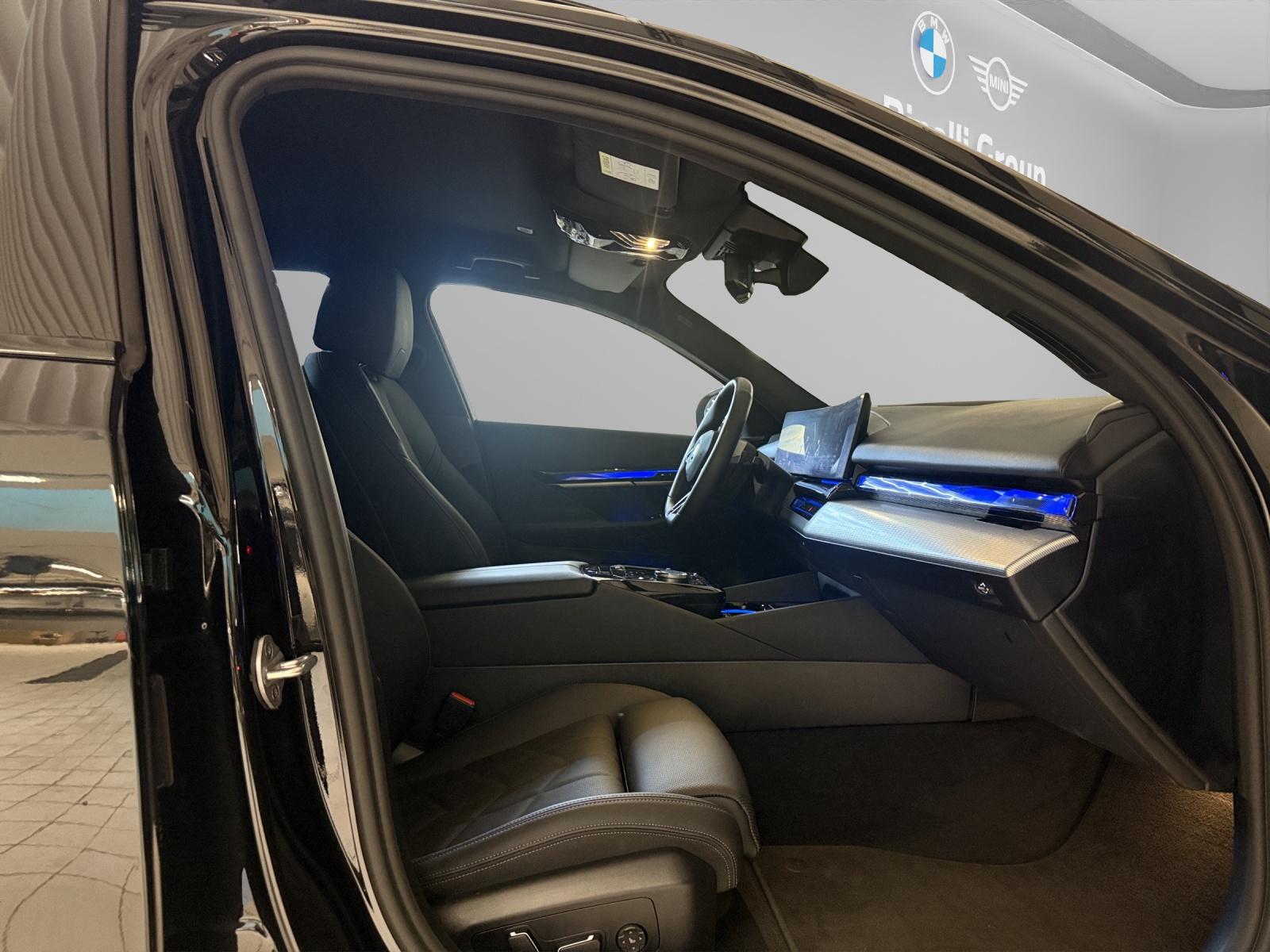 BMW 5er Touring 530e xDrive M-SportPaket-image-18