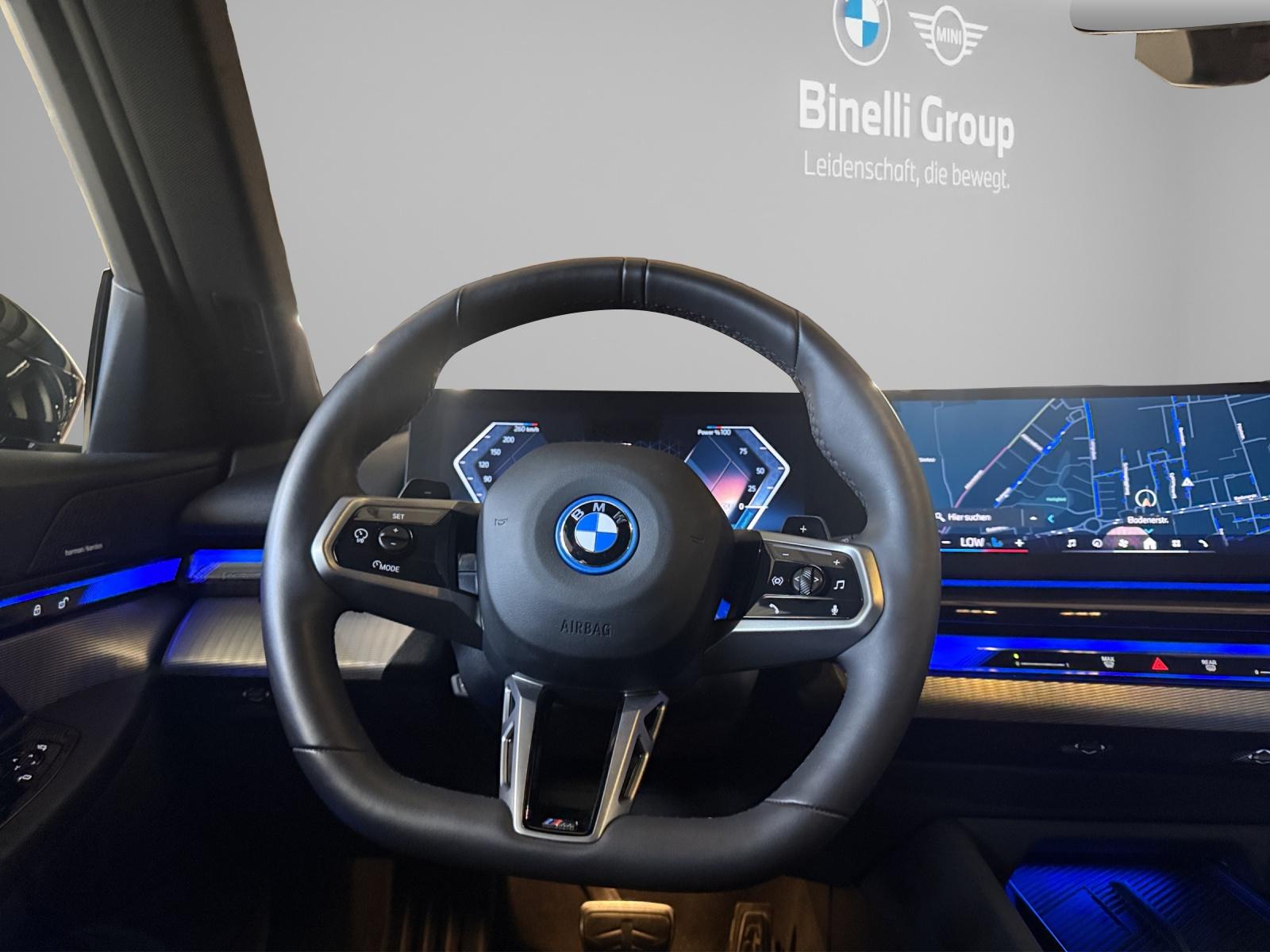 BMW 5er Touring 530e xDrive M-SportPaket-image-13
