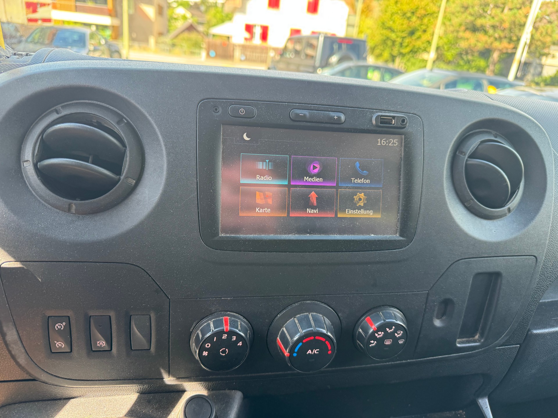 RENAULT Master T35 ENERGY 2.3dCi 170 L2H2 Quickshift-image-9