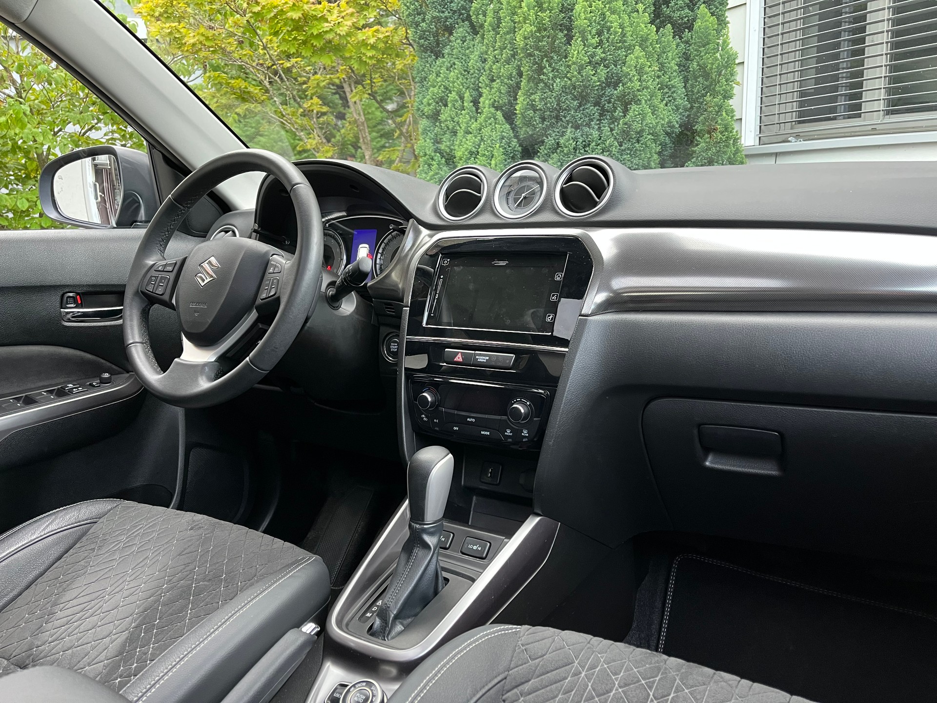 SUZUKI Vitara 1.4 4x4 Boosterjet Compact Top Automatic Allgrip *Vollausstattung*aus 1. Hand*Garantie*-image-6