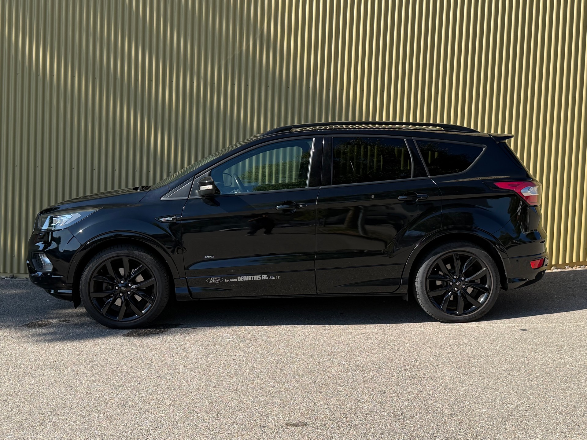 FORD Kuga 2.0 SCTi ST Line High 4WD Automatic-image-2