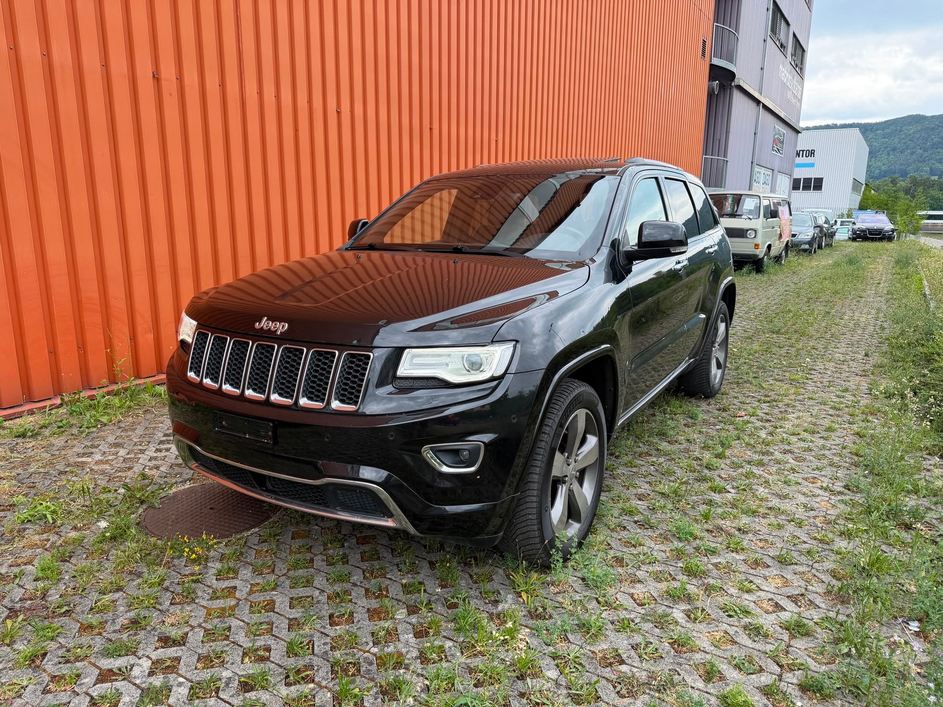 JEEP Grand Cherokee 3.0 CRD Overland Automatic-image-10