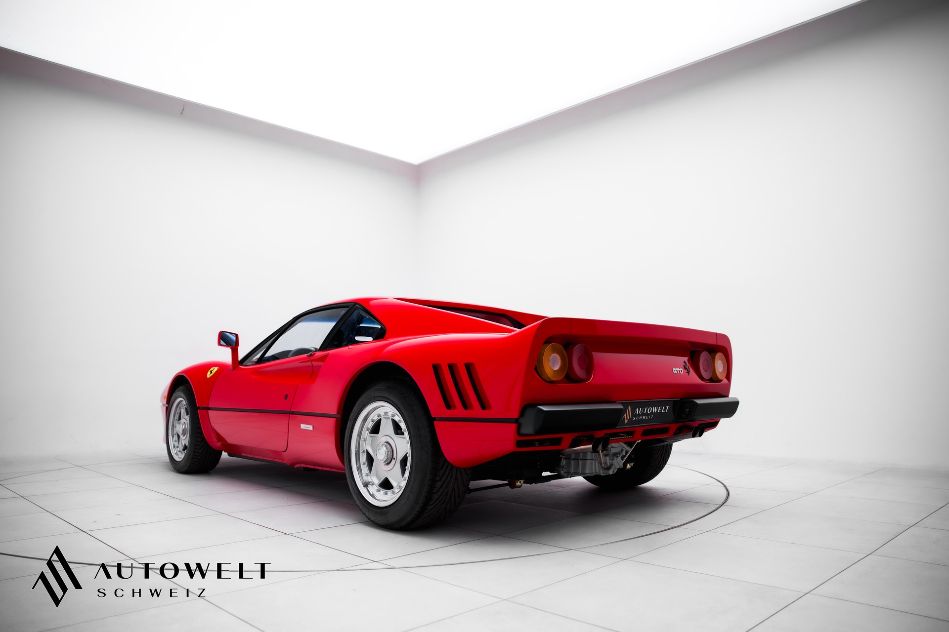 FERRARI 288 GTO-image-2