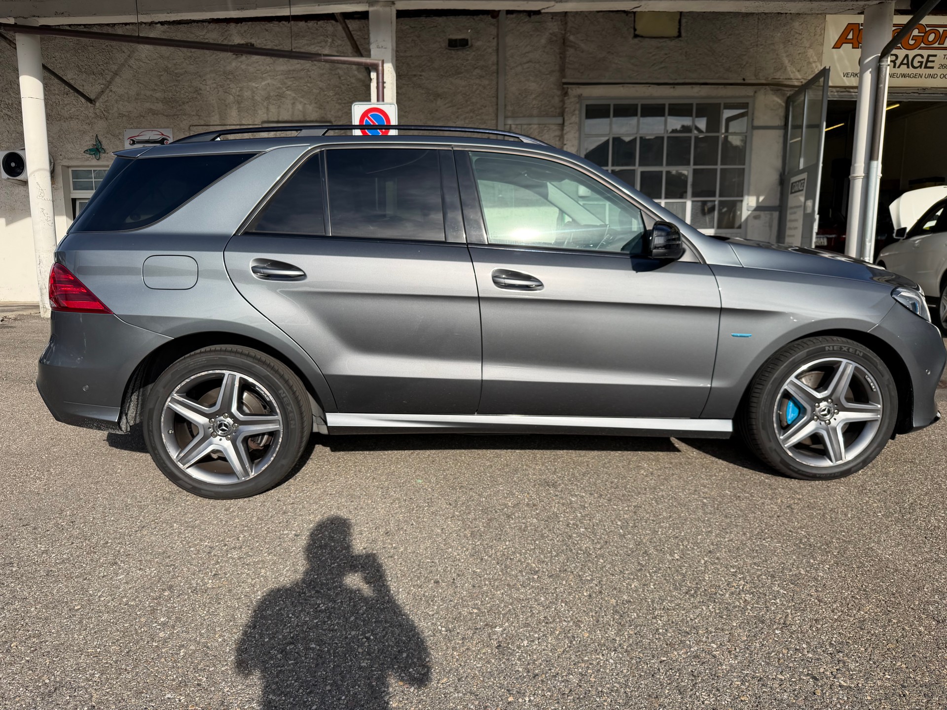 MERCEDES-BENZ GLE 500 e 4Matic 7G-Tronic-image-4