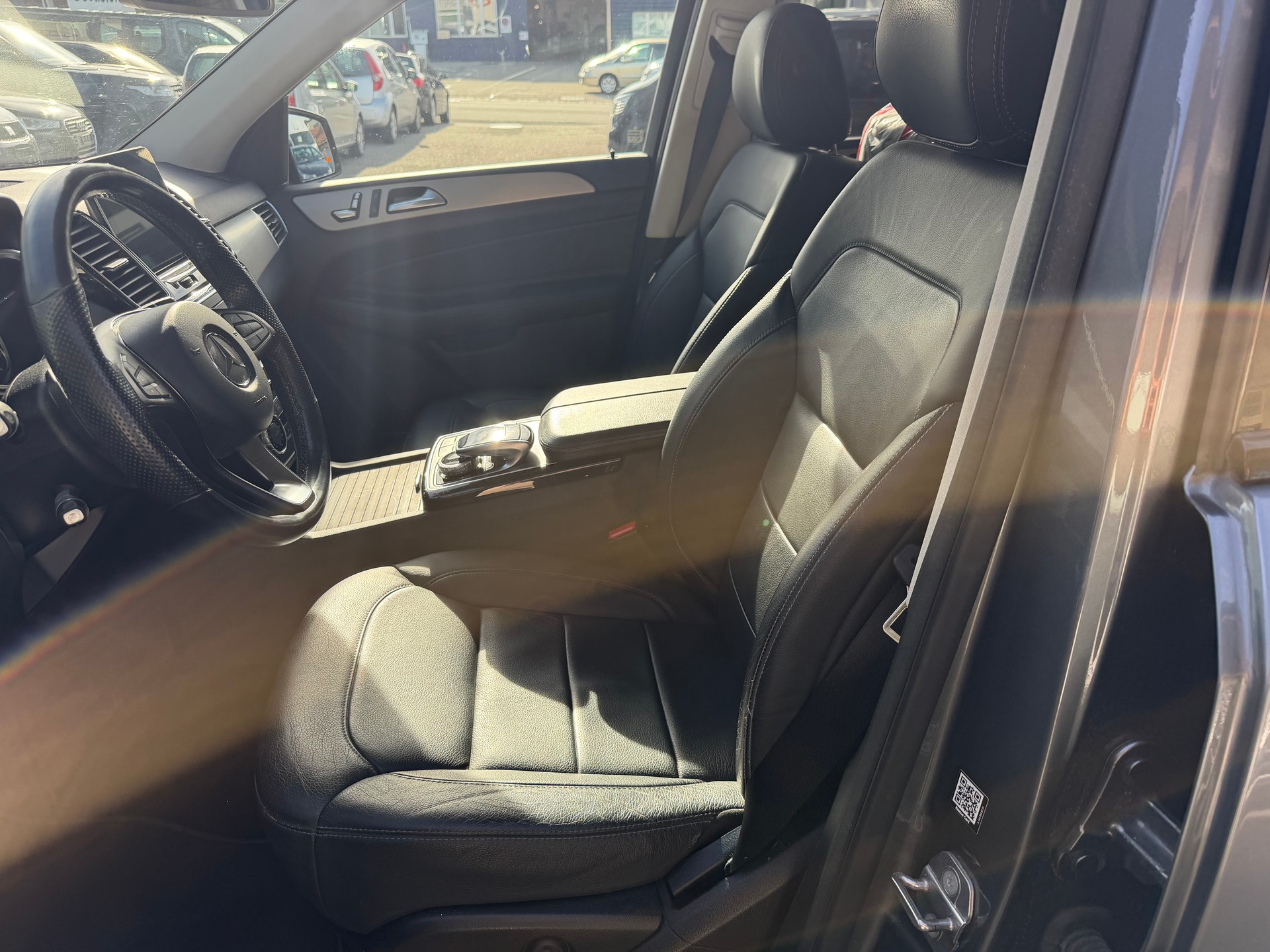 MERCEDES-BENZ GLE 500 e 4Matic 7G-Tronic-image-9