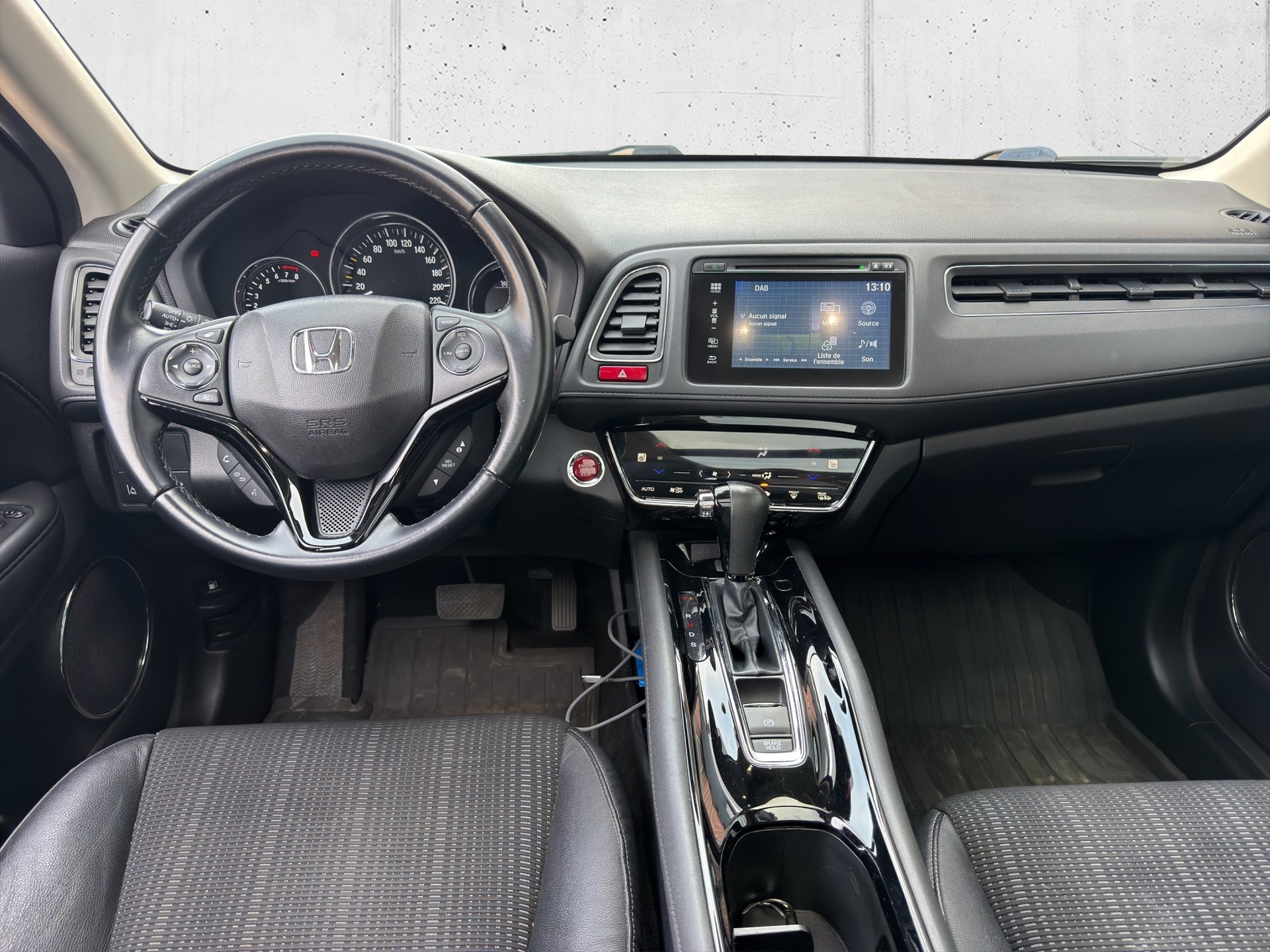 HONDA HR-V 1.5i-VTEC Executive CVT-image-13
