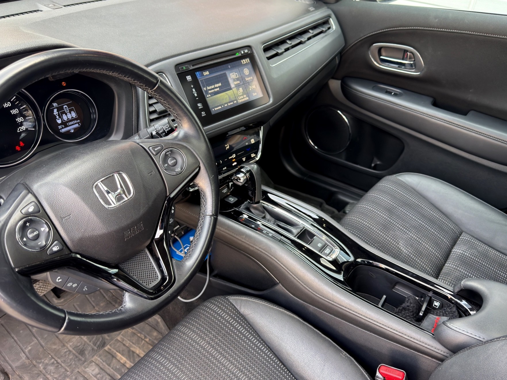 HONDA HR-V 1.5i-VTEC Executive CVT-image-12