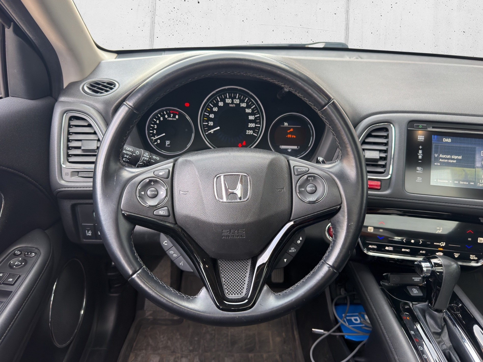 HONDA HR-V 1.5i-VTEC Executive CVT-image-14
