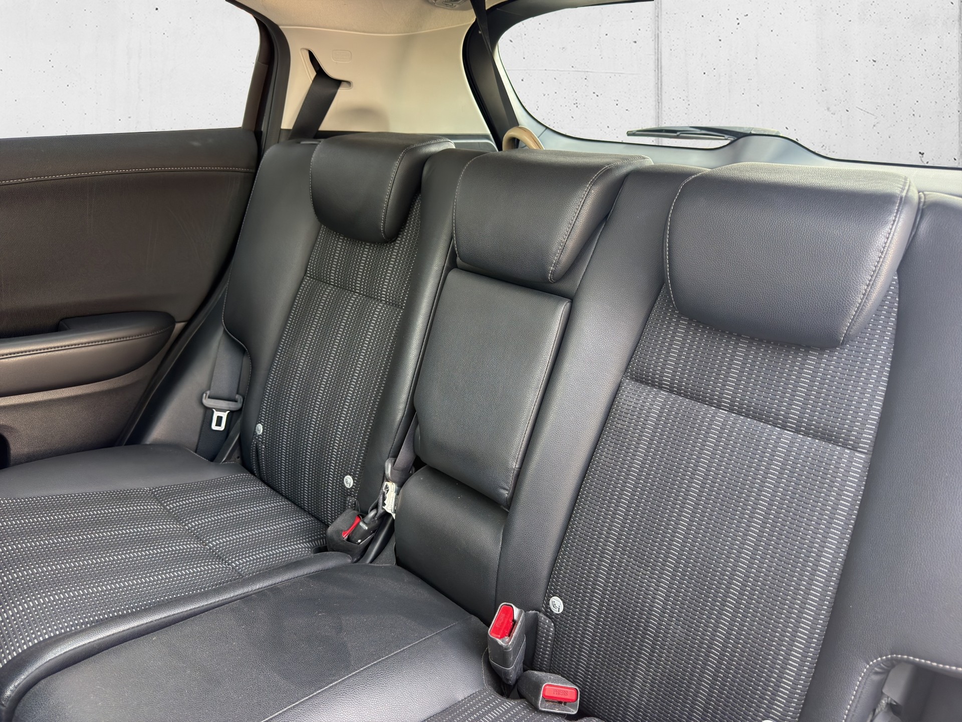 HONDA HR-V 1.5i-VTEC Executive CVT-image-27