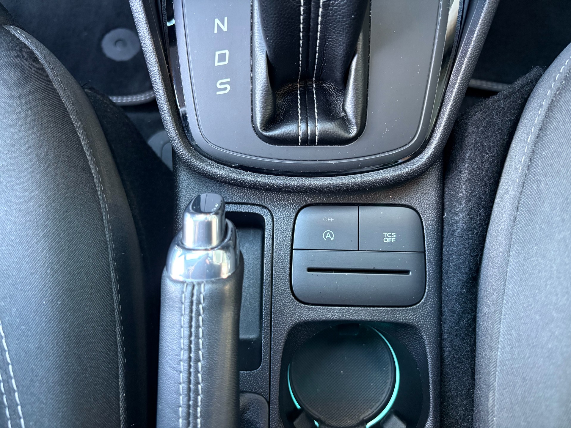 FORD Fiesta 1.0 SCTi Titanium Automat-image-17