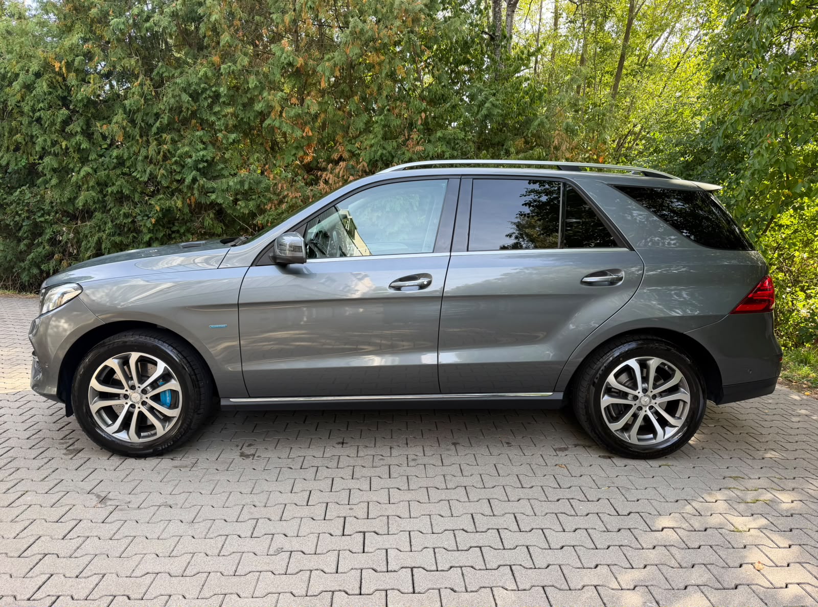 MERCEDES-BENZ GLE 500 e 4Matic 7G-Tronic-image-1