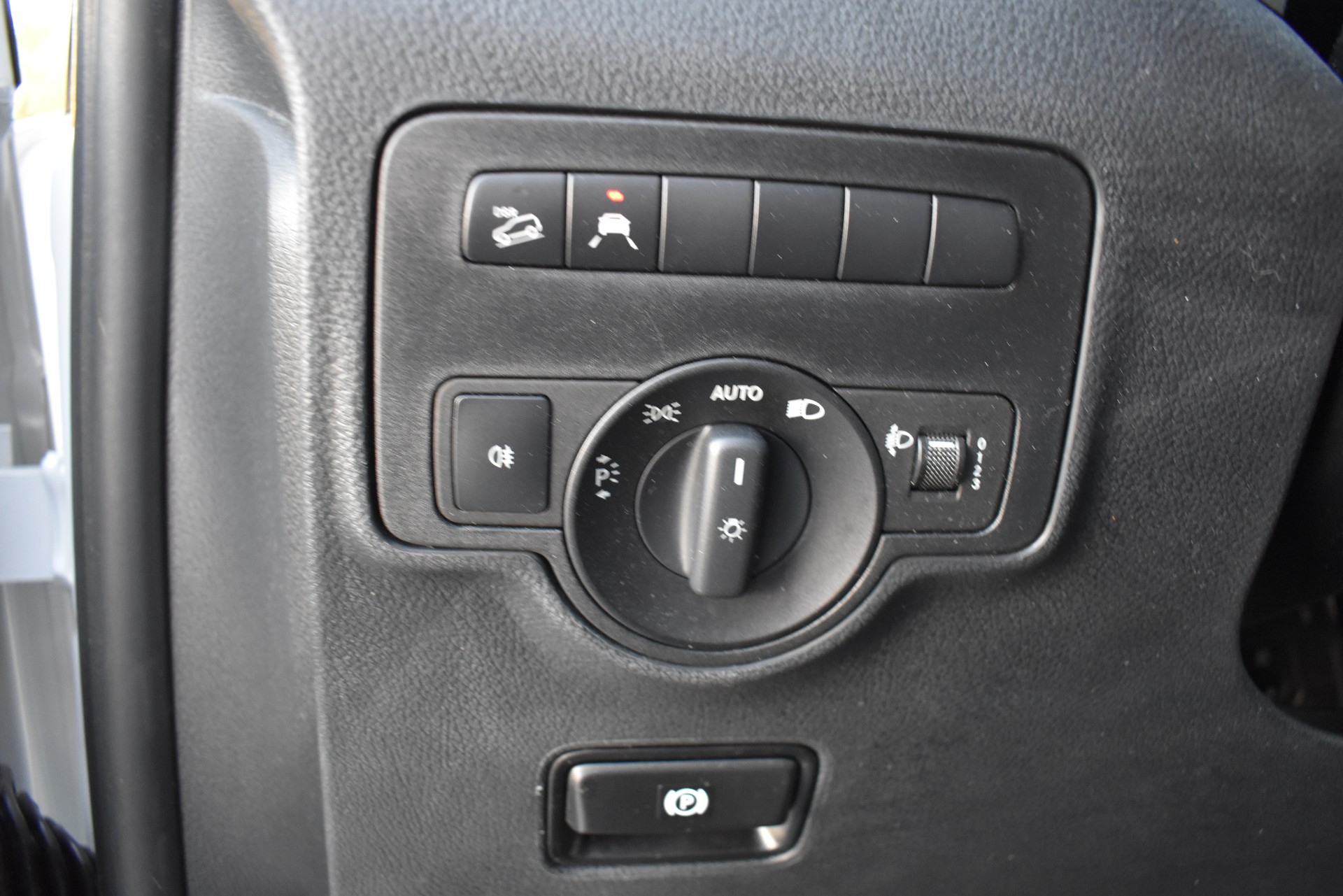 MERCEDES-BENZ Vito 116 CDI Lang 4x4-image-12
