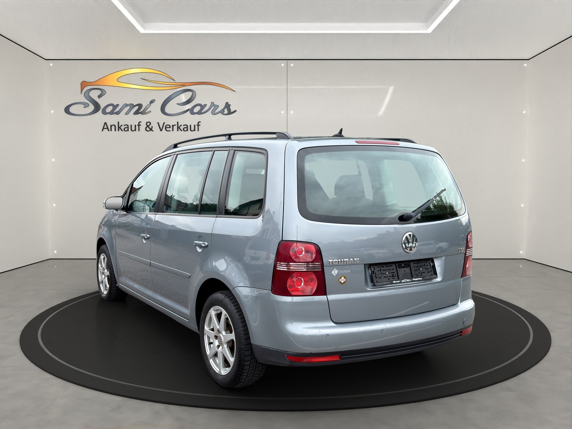 VW Touran 1.4 TSI Highline-image-3