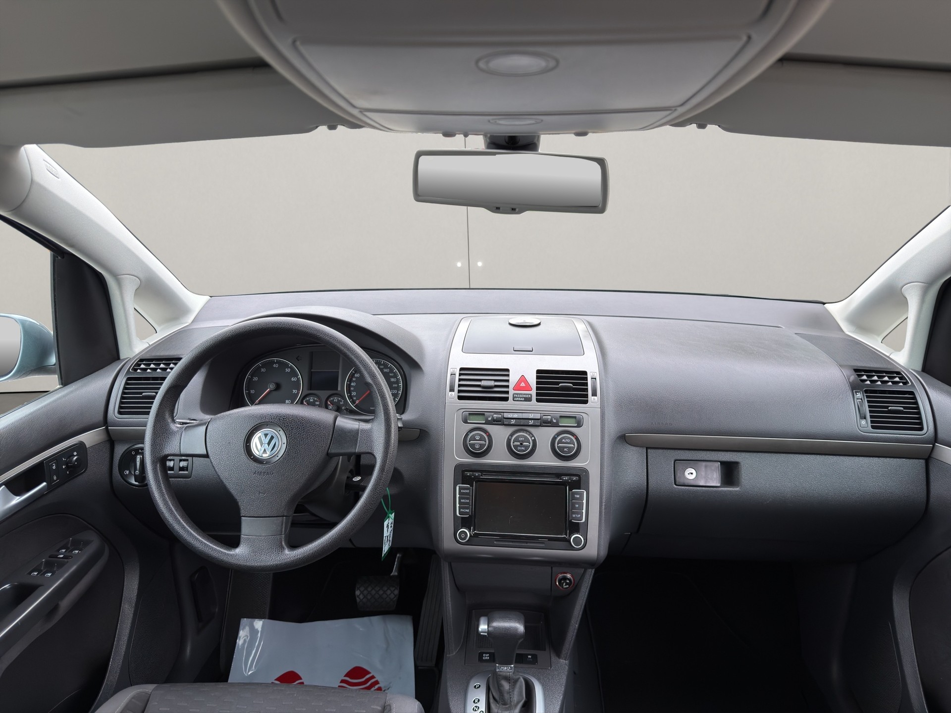 VW Touran 1.4 TSI Highline-image-9