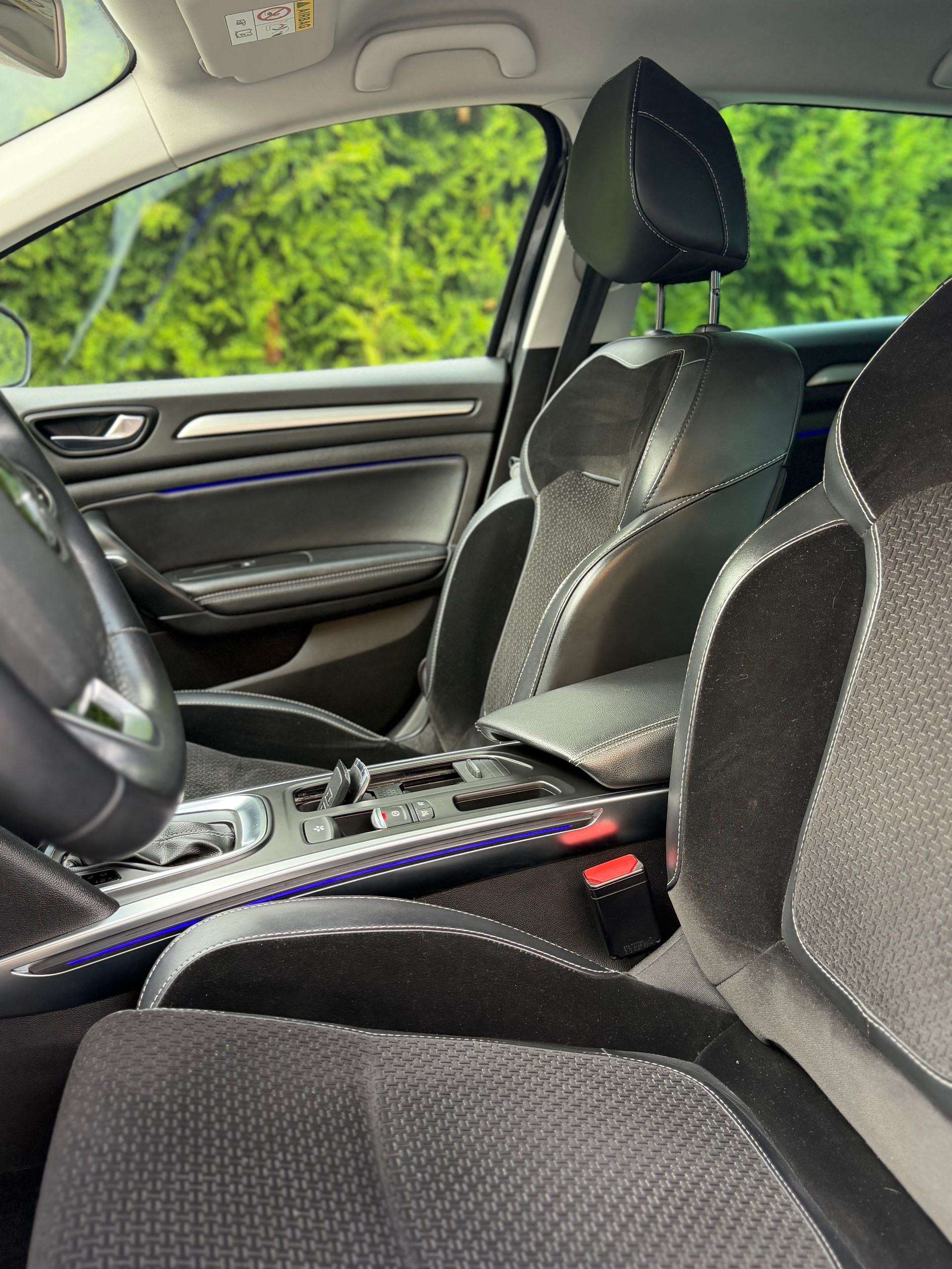 RENAULT Mégane Grandtour GT Line EDC-image-17
