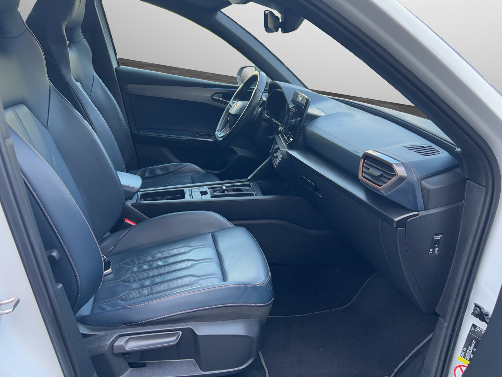 CUPRA LEON VZ 2.0 TSI DSG-image-9