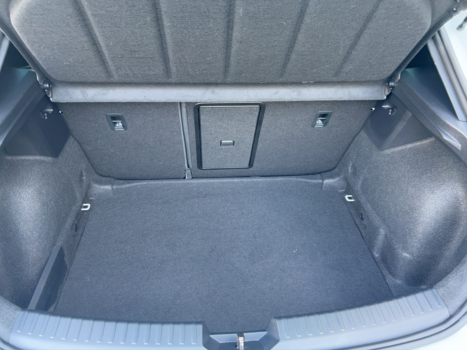 CUPRA LEON VZ 2.0 TSI DSG-image-11