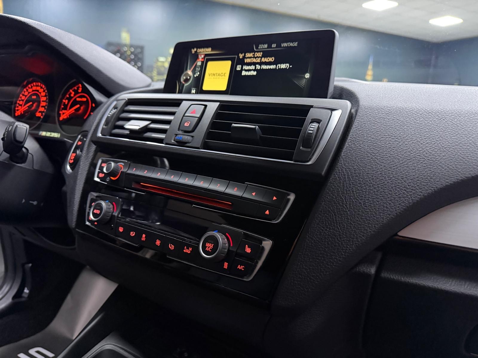 BMW M235i Steptronic / Leasing ab 399.--image-11
