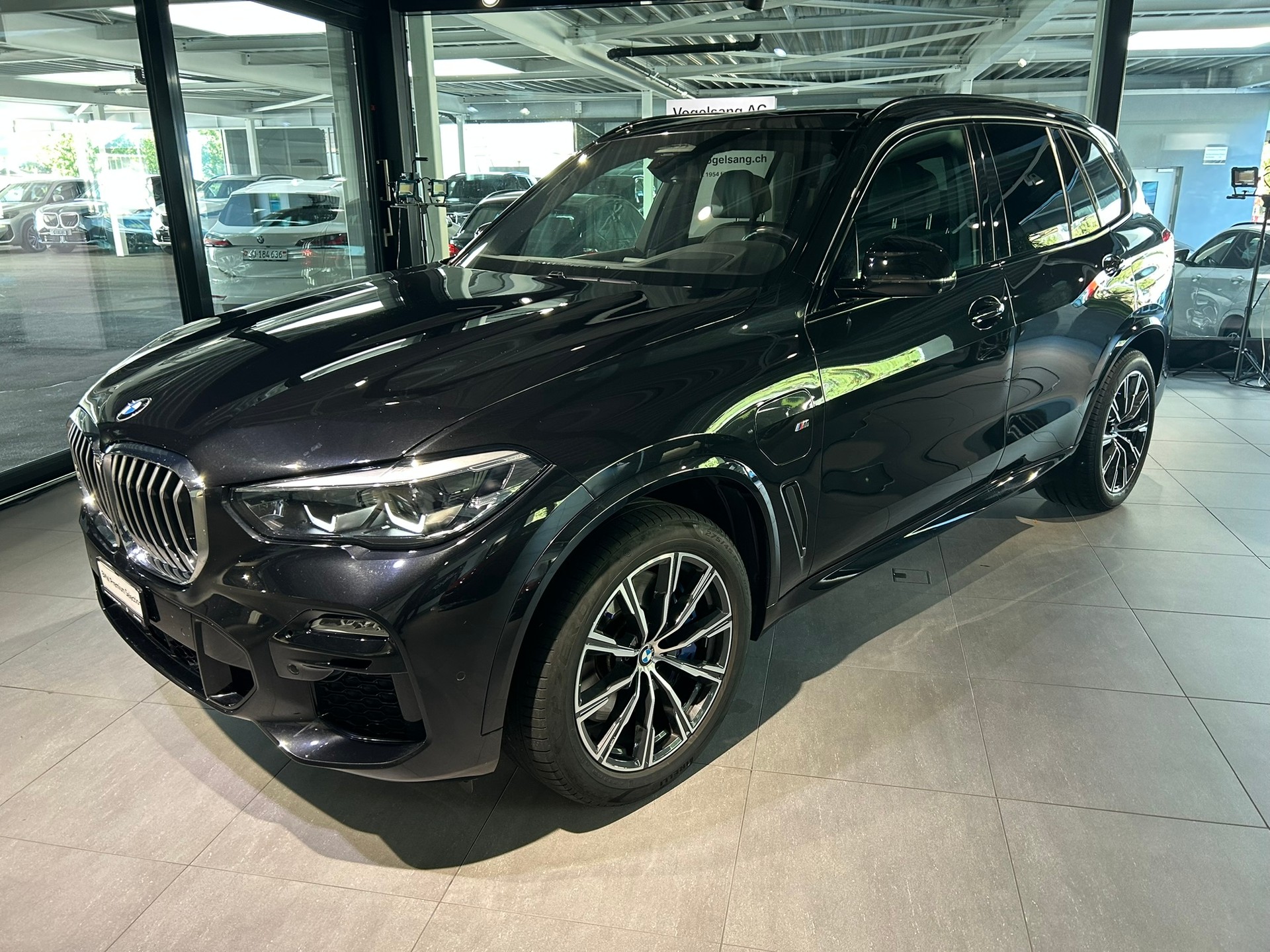 BMW X5 xDrive45e Steptronic-image-1