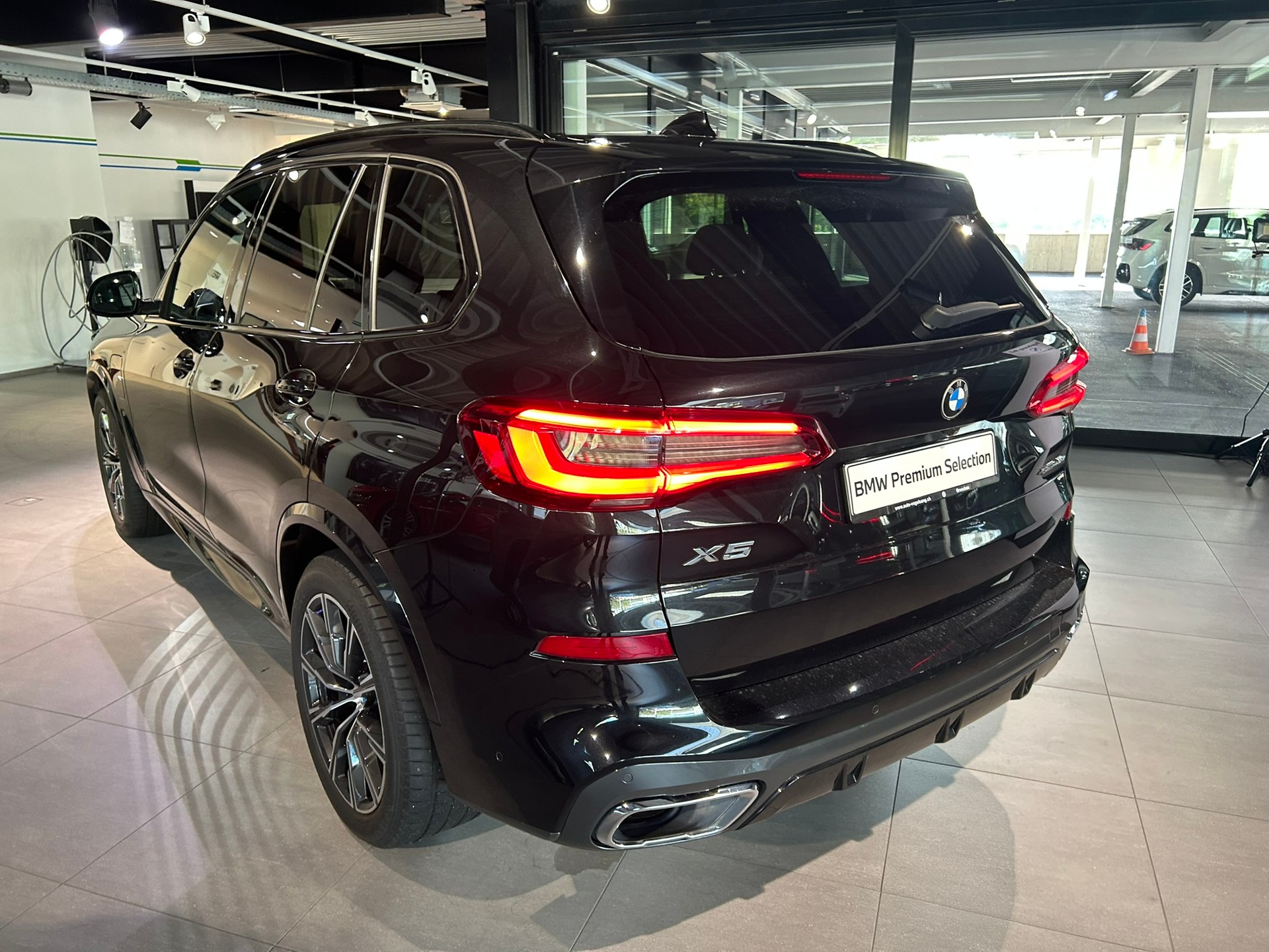 BMW X5 xDrive45e Steptronic-image-7