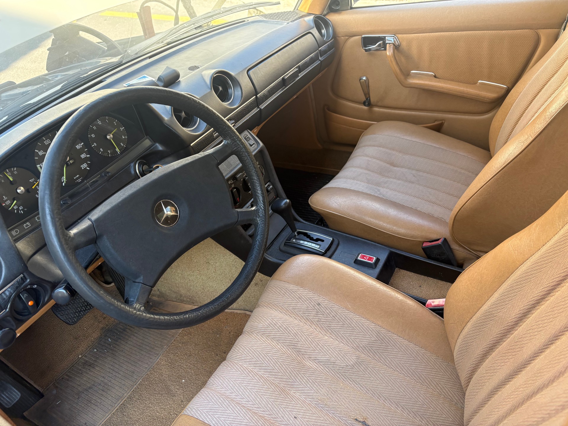 MERCEDES-BENZ 250-image-5