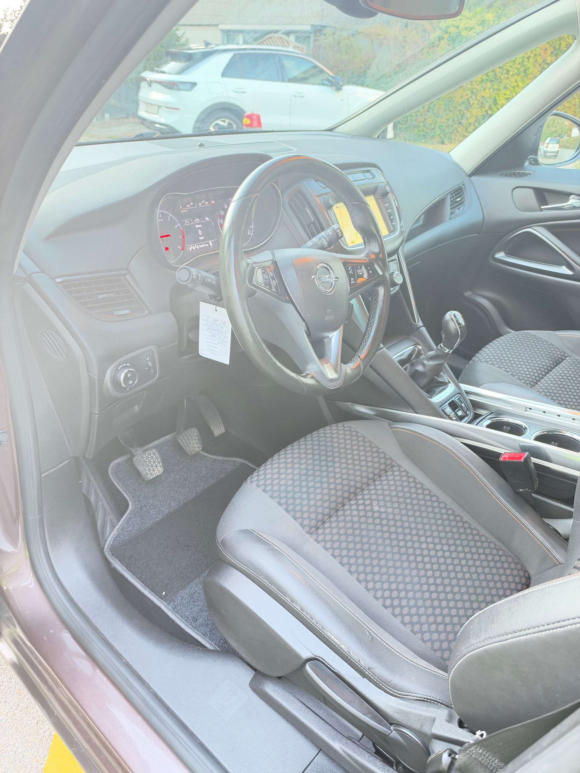 OPEL Zafira 1.4i 16V Excellence/ FRISCH AB MFK 5. 09. 2026 & SERVICE/ AHK 1300kg / RÜCKFAHRKAMERA / NAVI-image-10