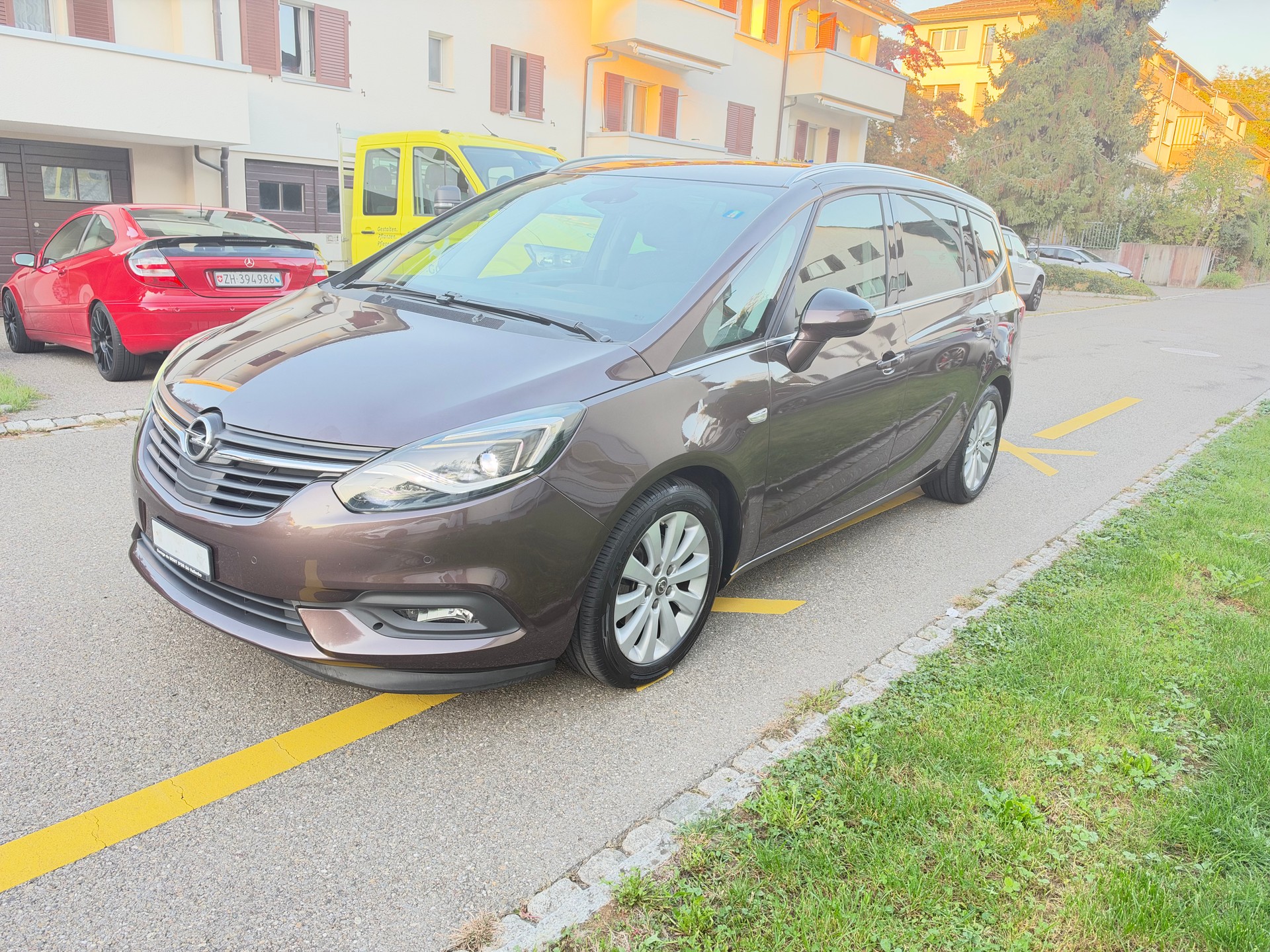 OPEL Zafira 1.4i 16V Excellence/ FRISCH AB MFK 5. 09. 2026 & SERVICE/ AHK 1300kg / RÜCKFAHRKAMERA / NAVI-image-1