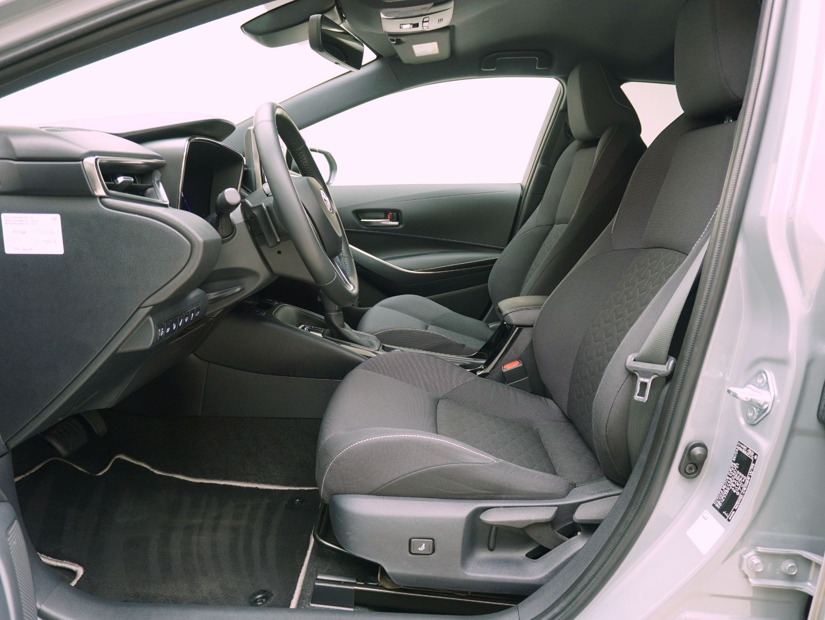 TOYOTA Corolla Touring Sports 2.0 HSD Trend-image-8