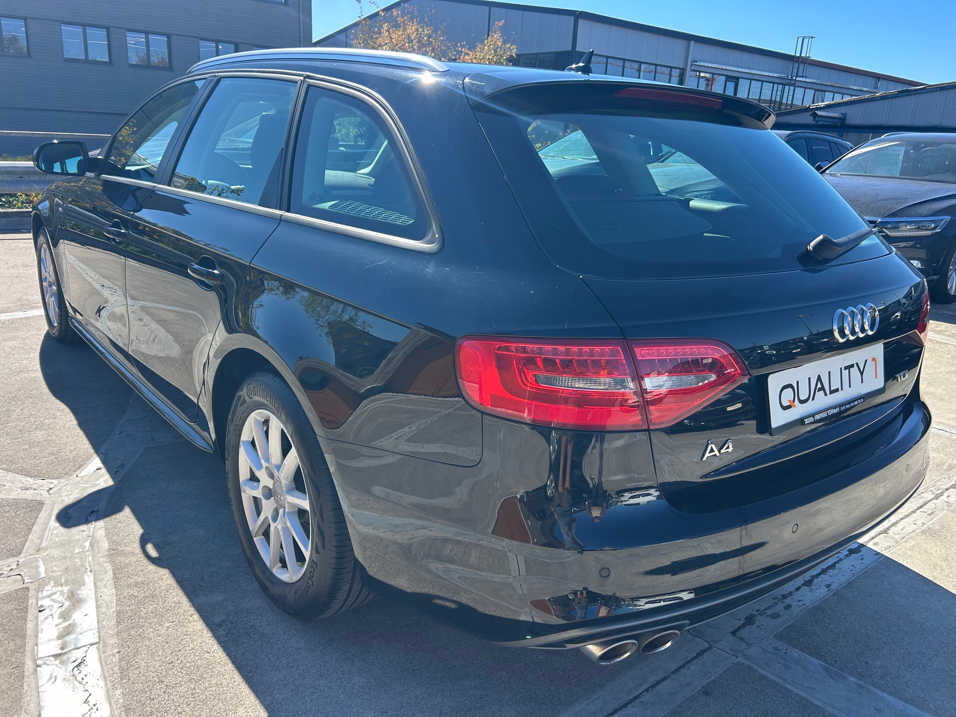 AUDI A4 Avant 2.0 TDI multitronic-image-2