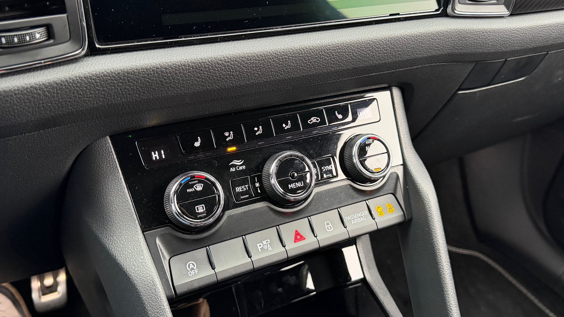 SKODA Kodiaq 2.0 TSI Sport Line DSG 4x4-image-14