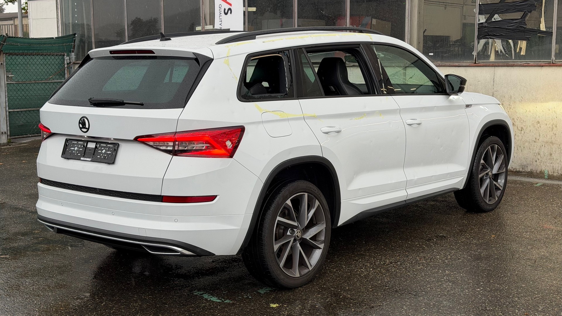 SKODA Kodiaq 2.0 TSI Sport Line DSG 4x4-image-4