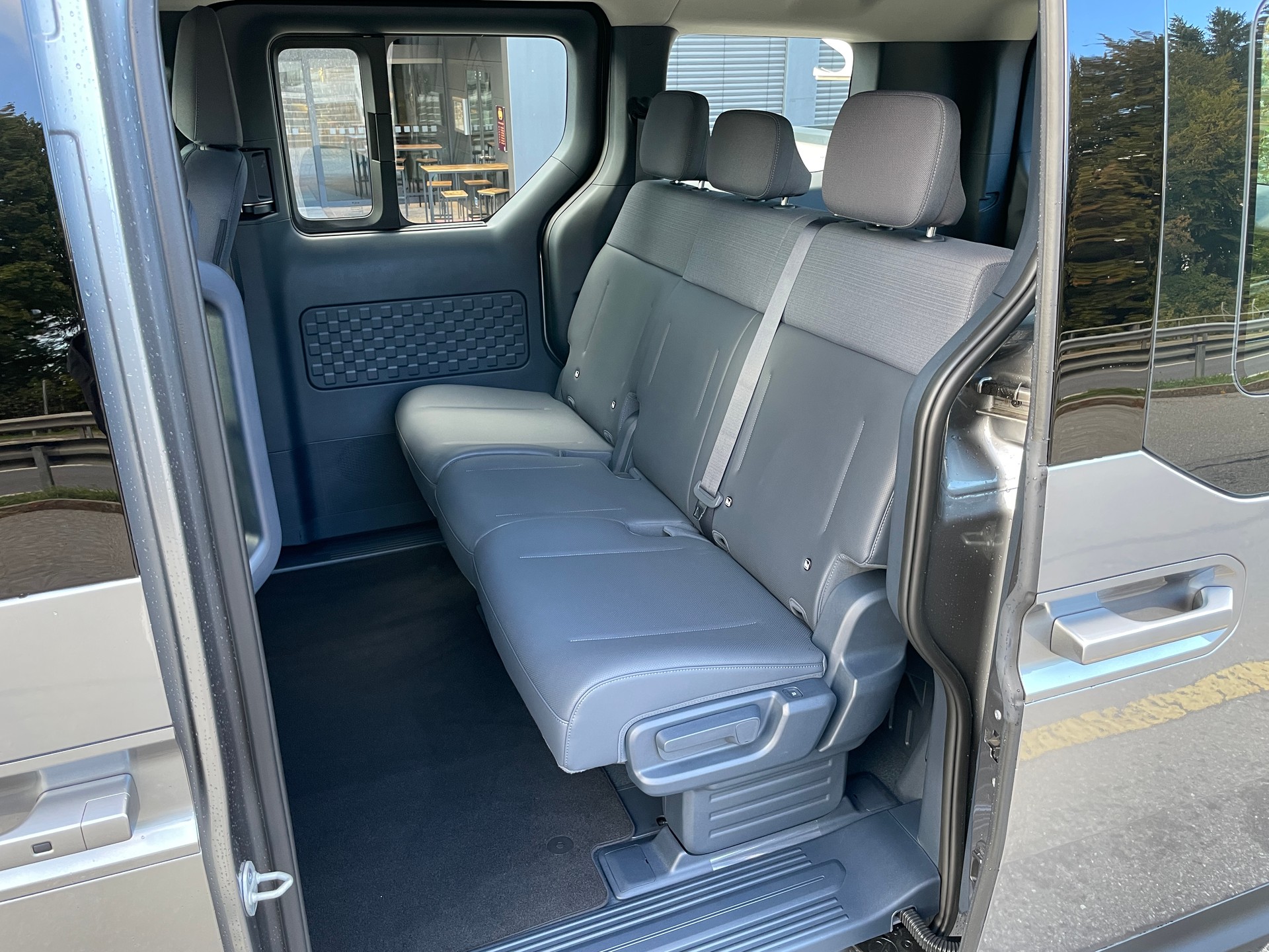 KIA PV5 71.2 kWh Elite mit Wärmepumpe-image-19