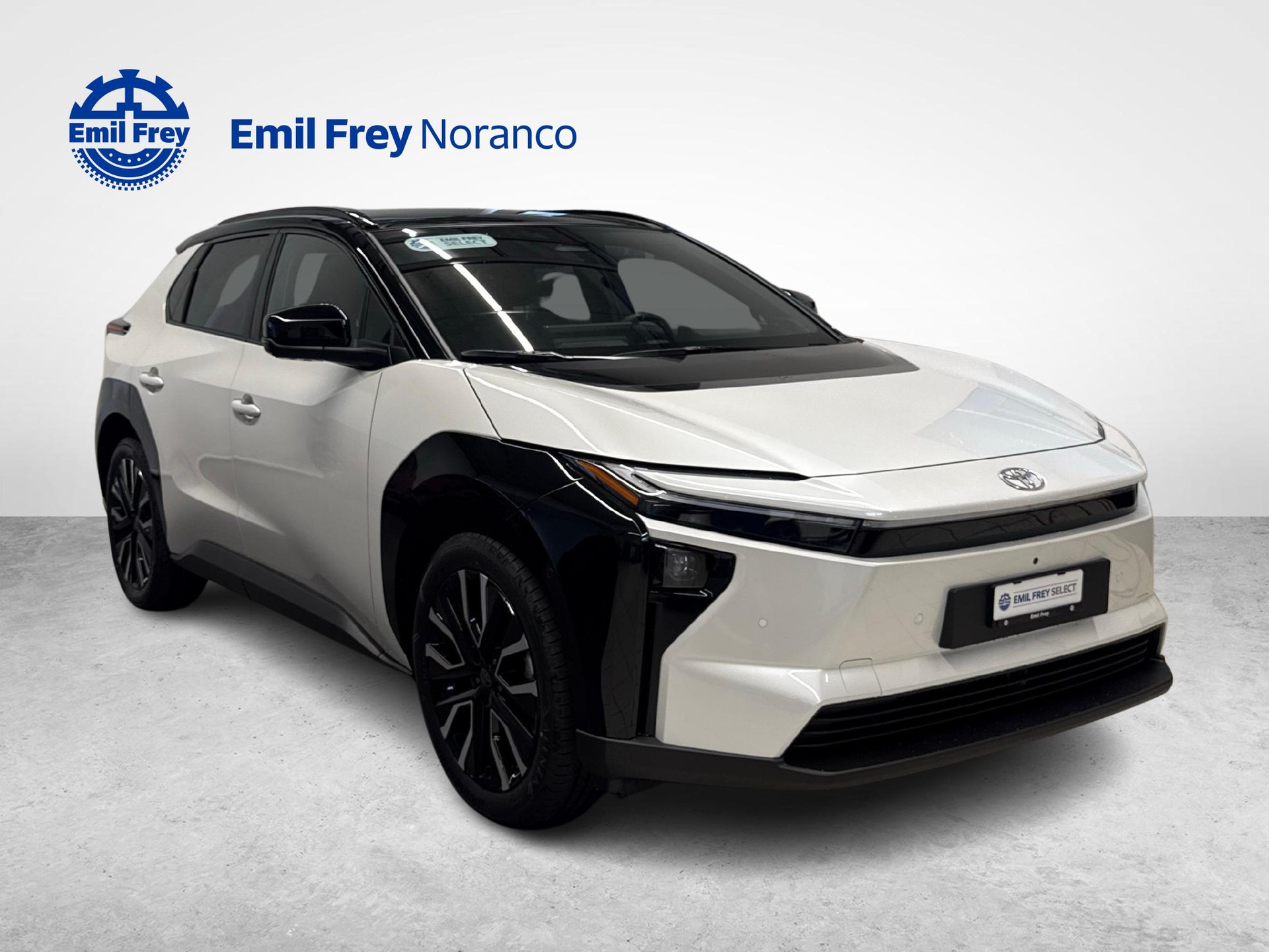 TOYOTA bZ4X Premium AWD + Ruote invernali & Servizi inclusi-image-6