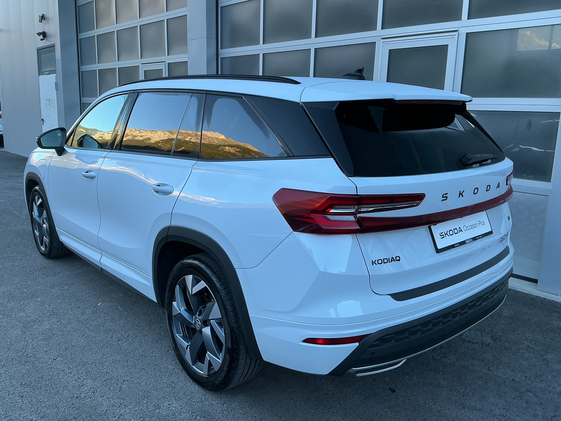 SKODA Kodiaq 1.5 TSI PHEV SportLine 2WD-image-1