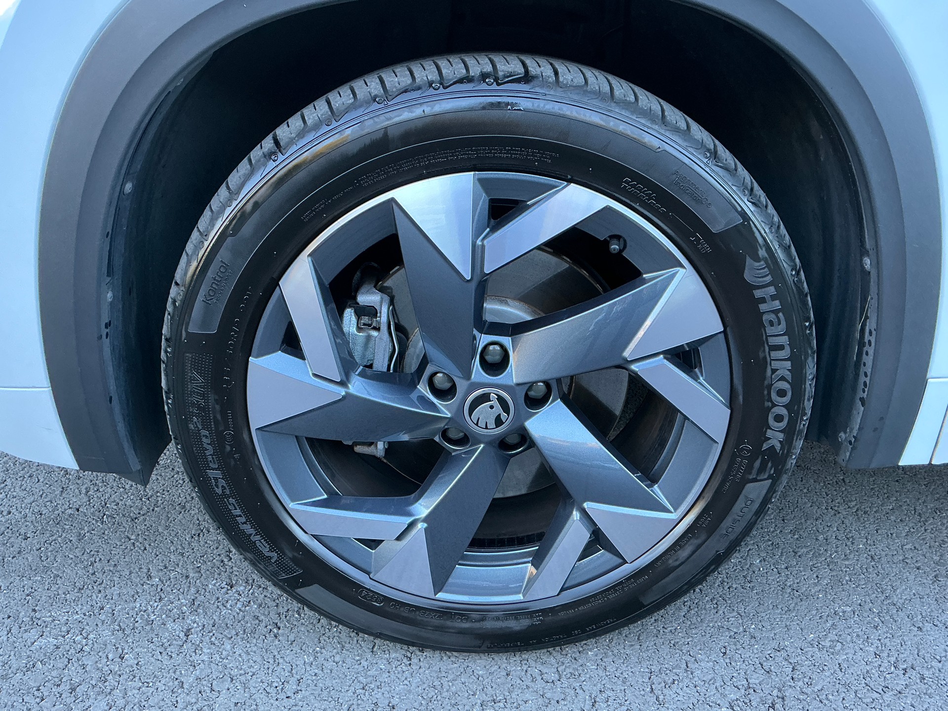 SKODA Kodiaq 1.5 TSI PHEV SportLine 2WD-image-3