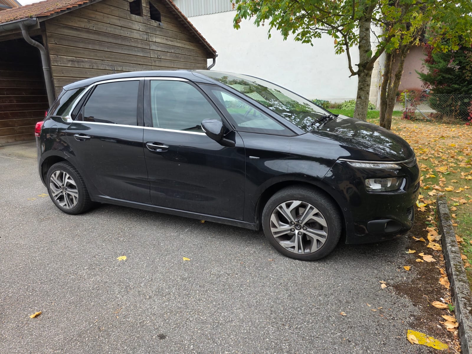 CITROEN C4 Picasso 1.6i 16V THP Intensive-image-1