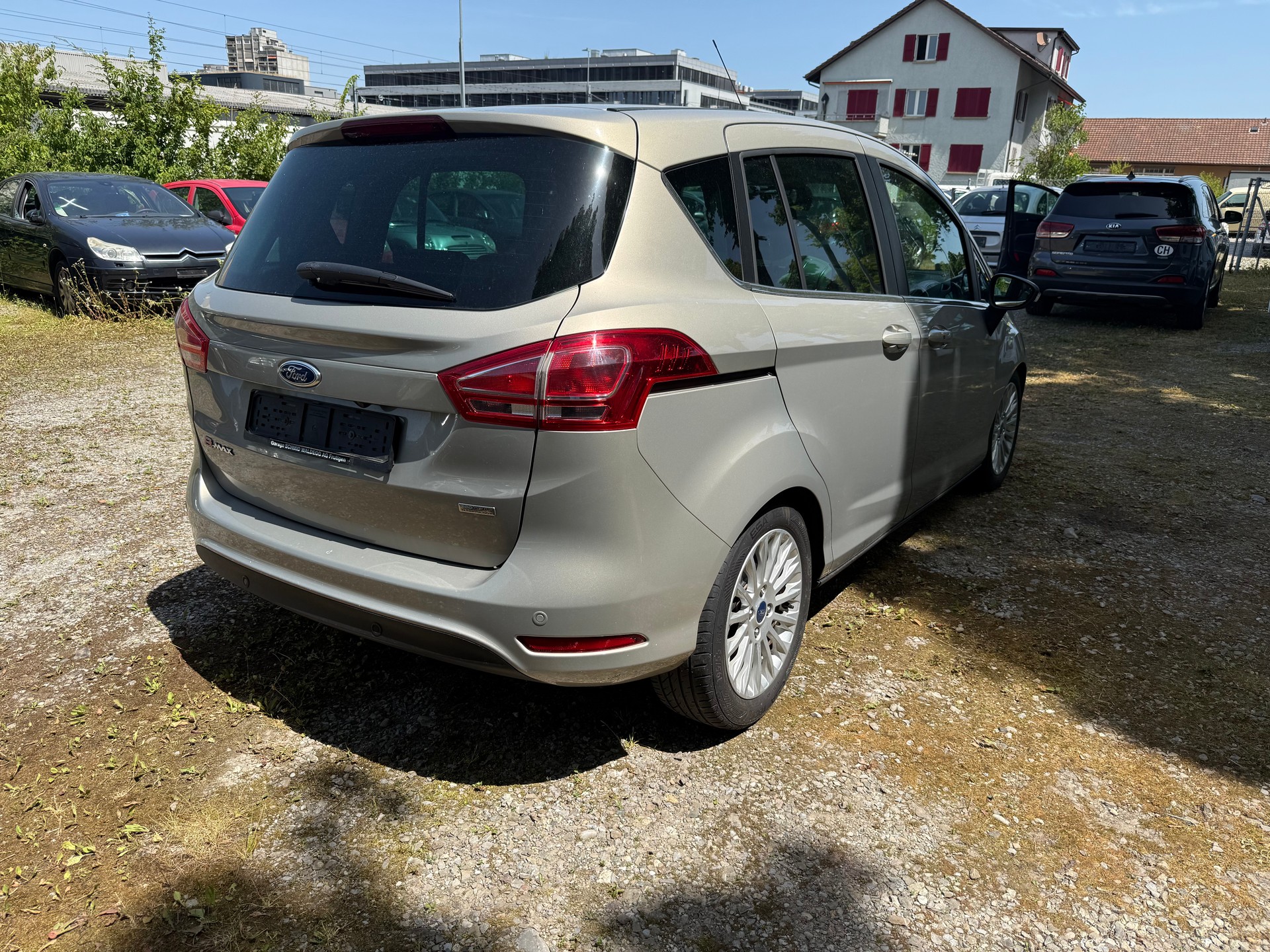 FORD B-Max 1.0 SCTi Titanium-image-1