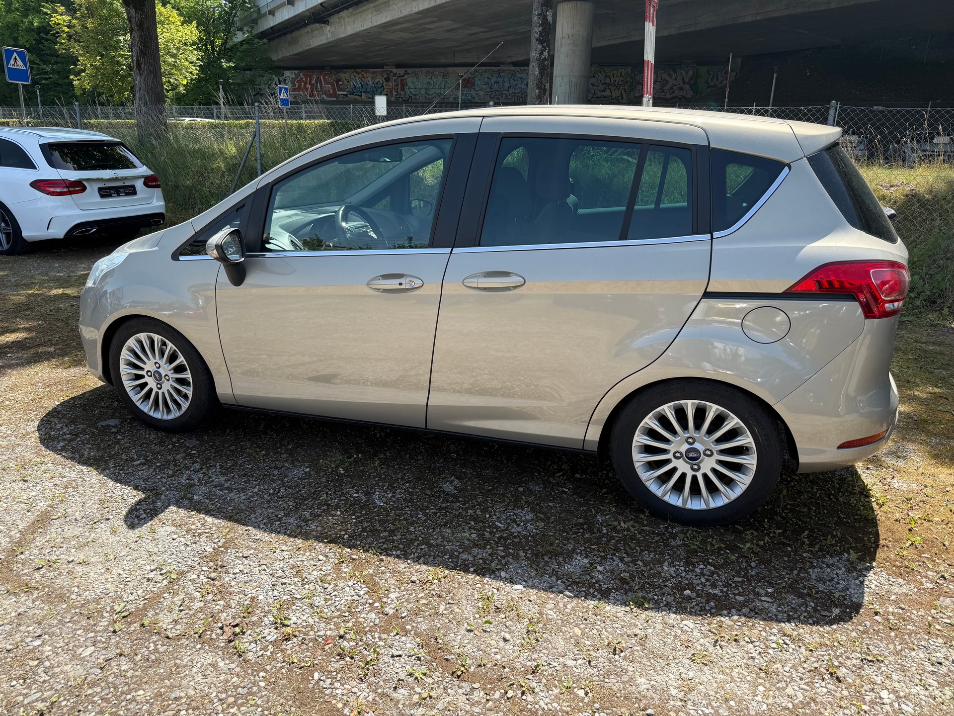 FORD B-Max 1.0 SCTi Titanium-image-6