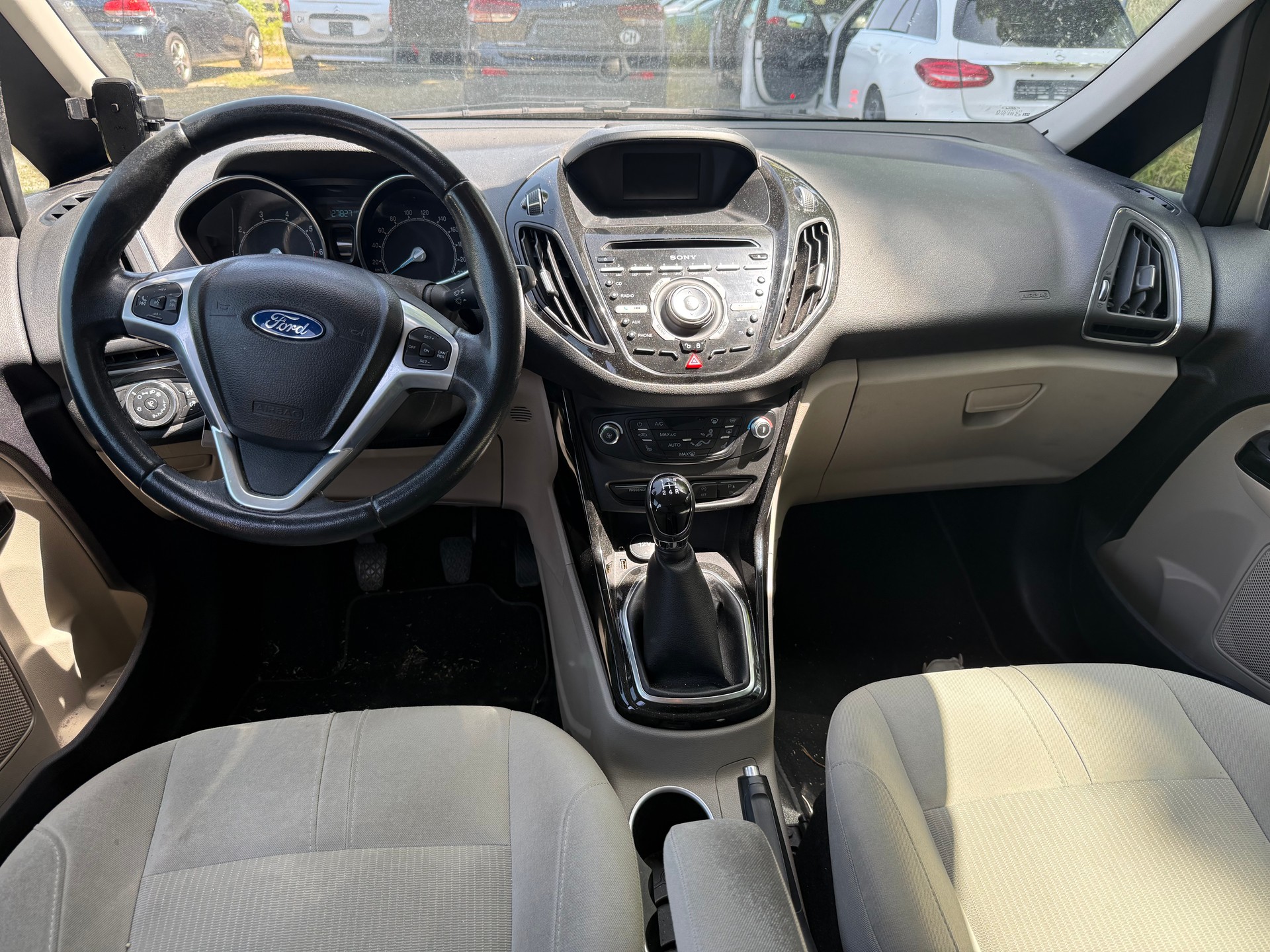 FORD B-Max 1.0 SCTi Titanium-image-8